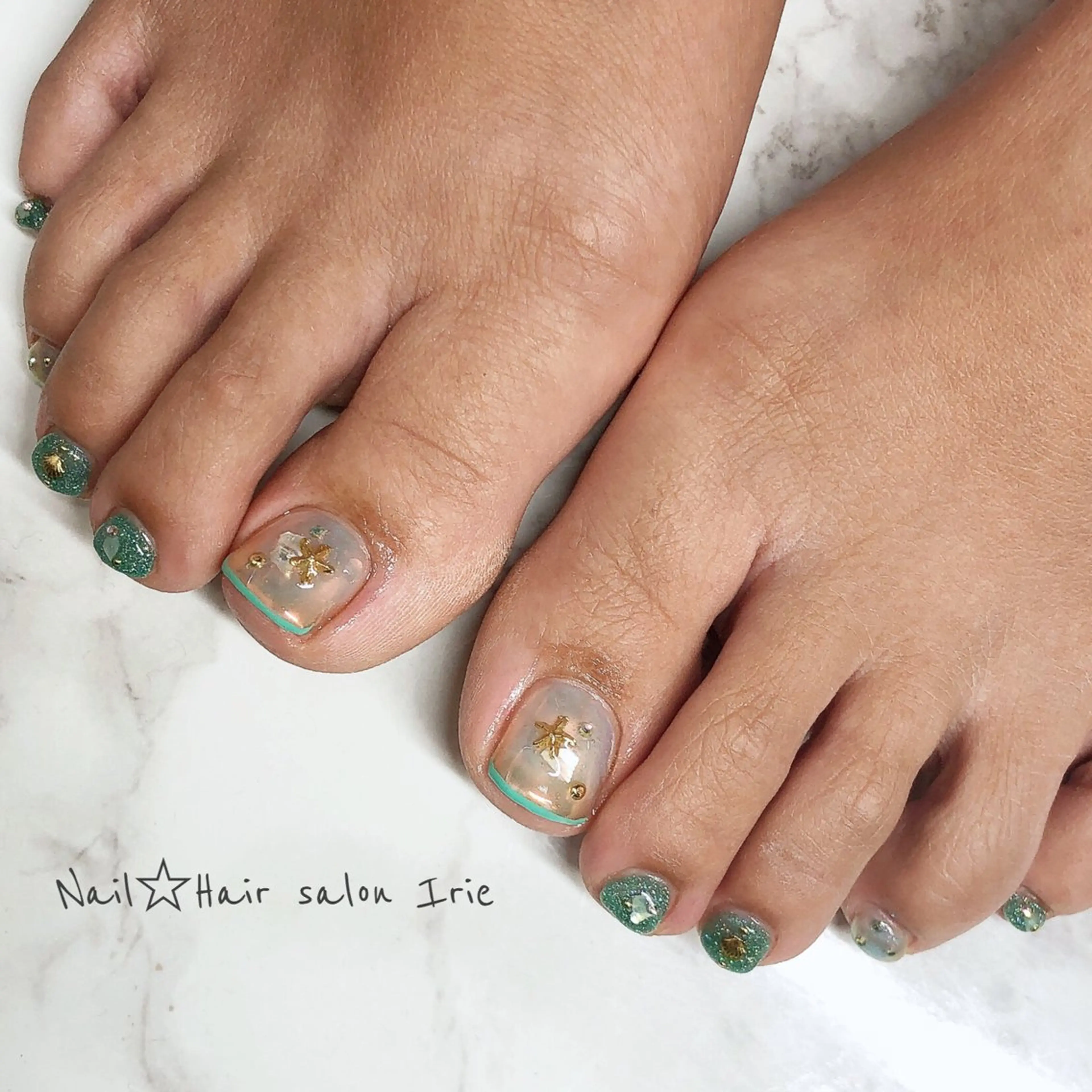 ネイル フットネイル Hair salon Irie所属・與儀 知佳のネイルデザイン
