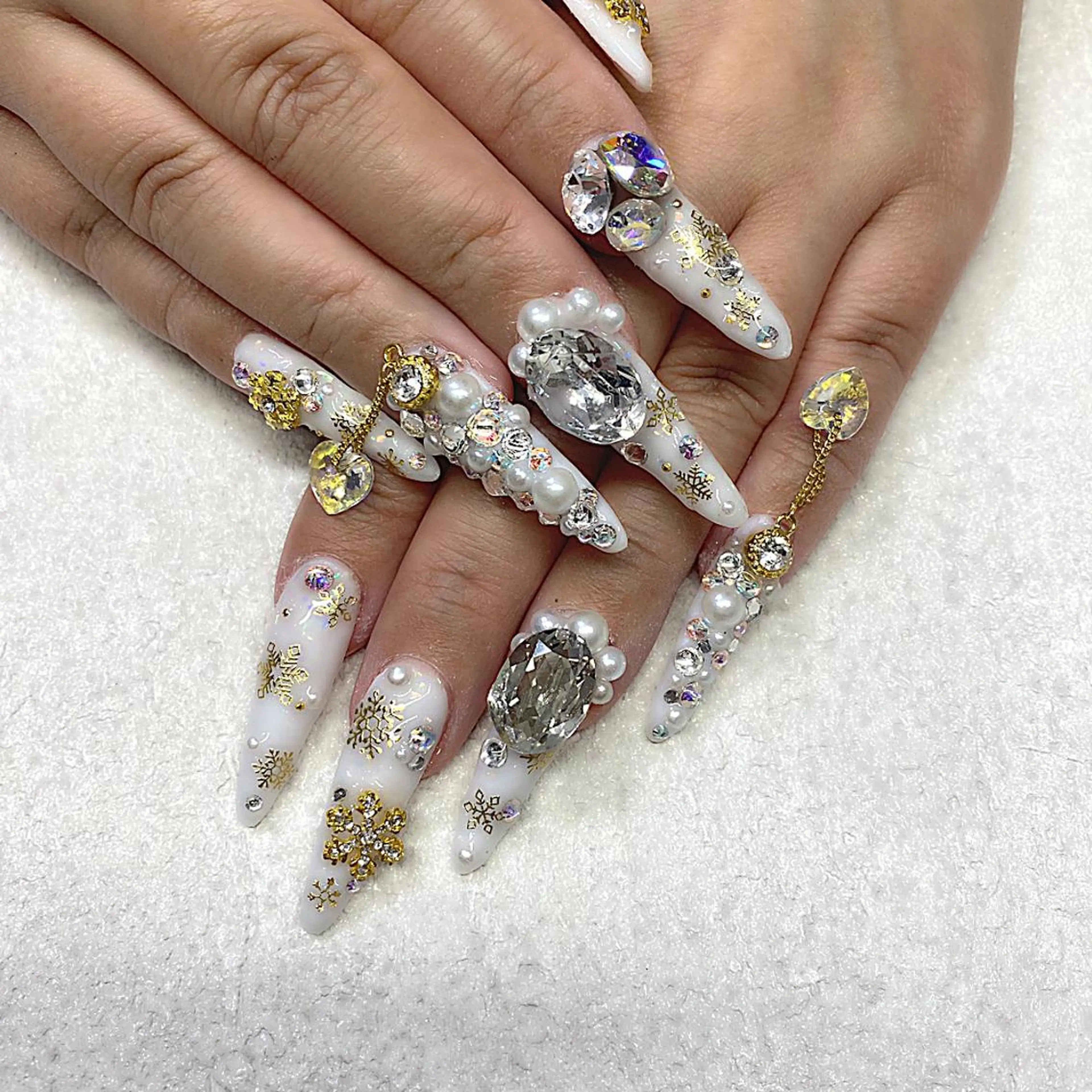 ネイル Rire_eye+beauty_nail所属・Rire_ nail_yukiのネイルデザイン