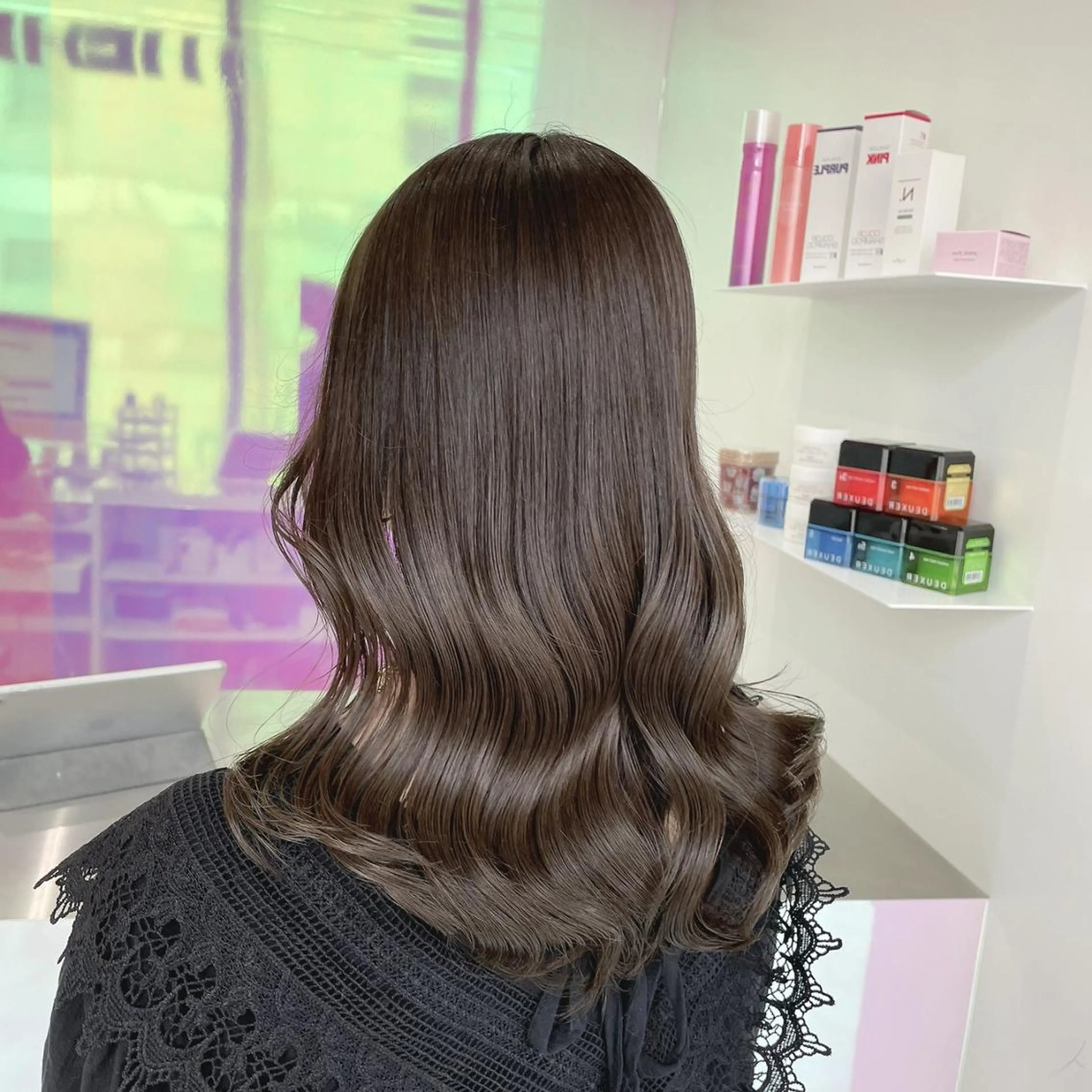 カラー 韓国風🫧うる艶美髪 🇰🇷池袋SHEのヘアスタイル