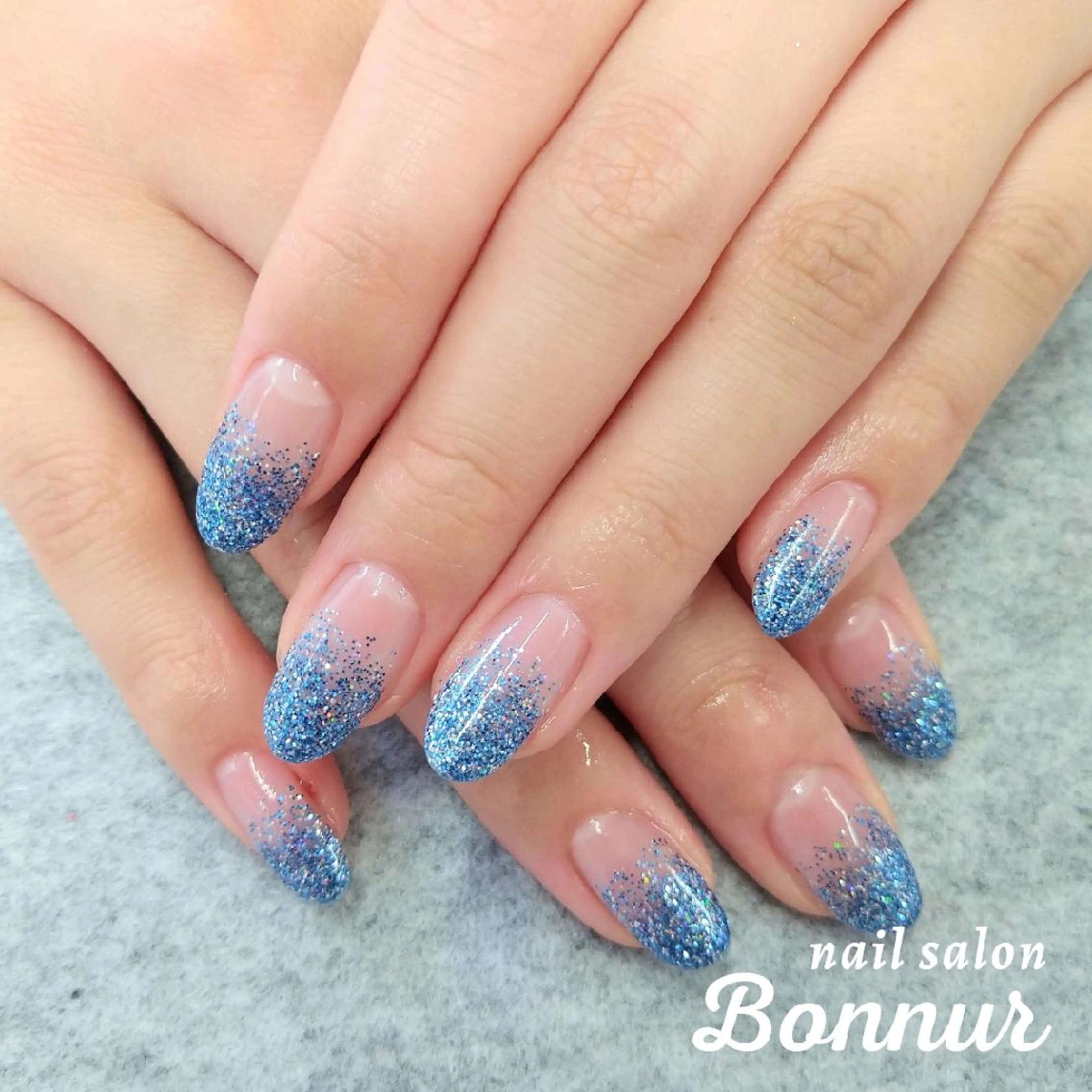 ネイル グラデーション ラメ(グリッター) ラメグラデーション RuHE （BB nail)のネイルデザイン