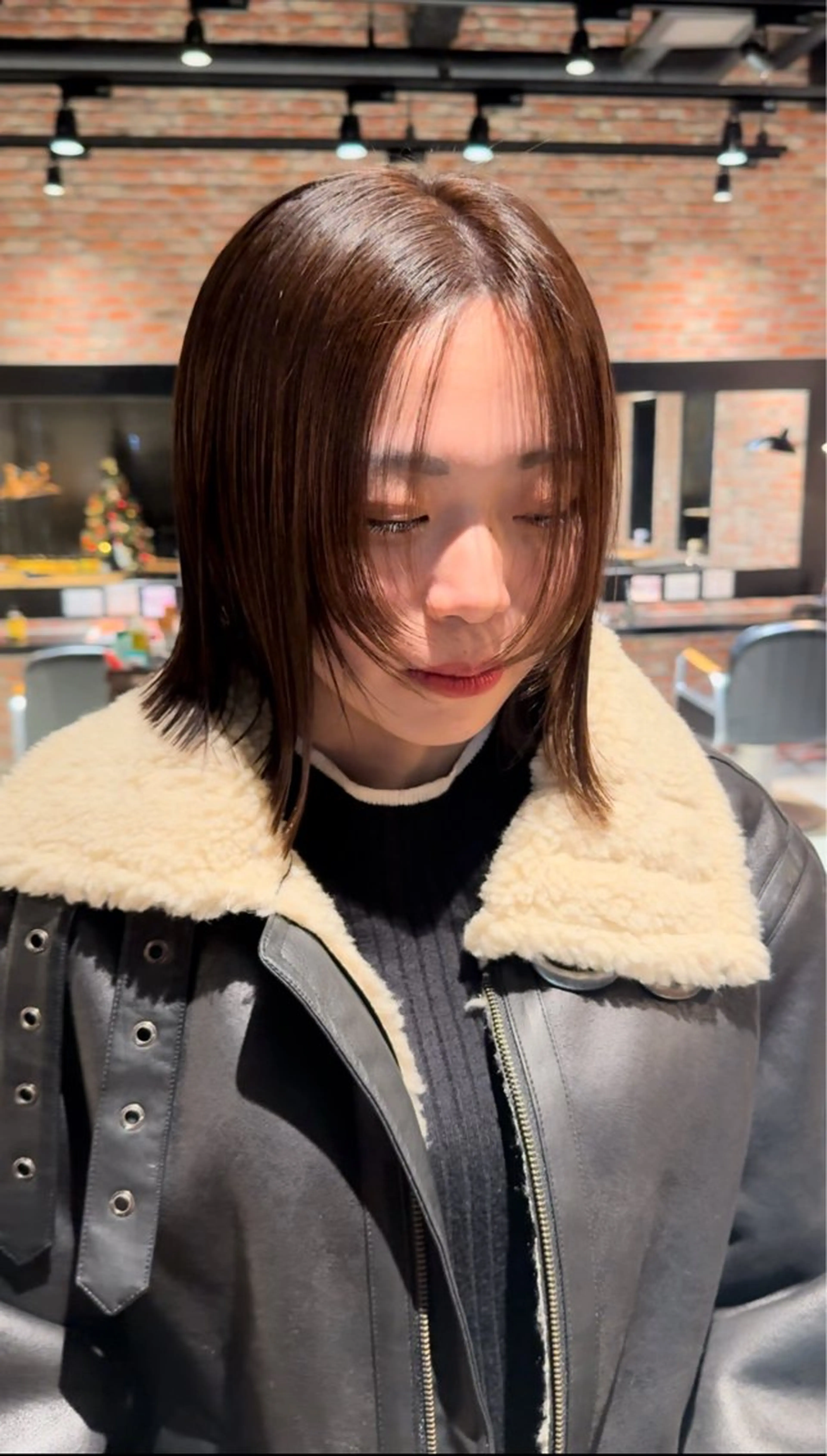 ミディアム 顔まわりレイヤー 顔周りカット レイヤーカット miyu ボブモデル募集中のヘアスタイル