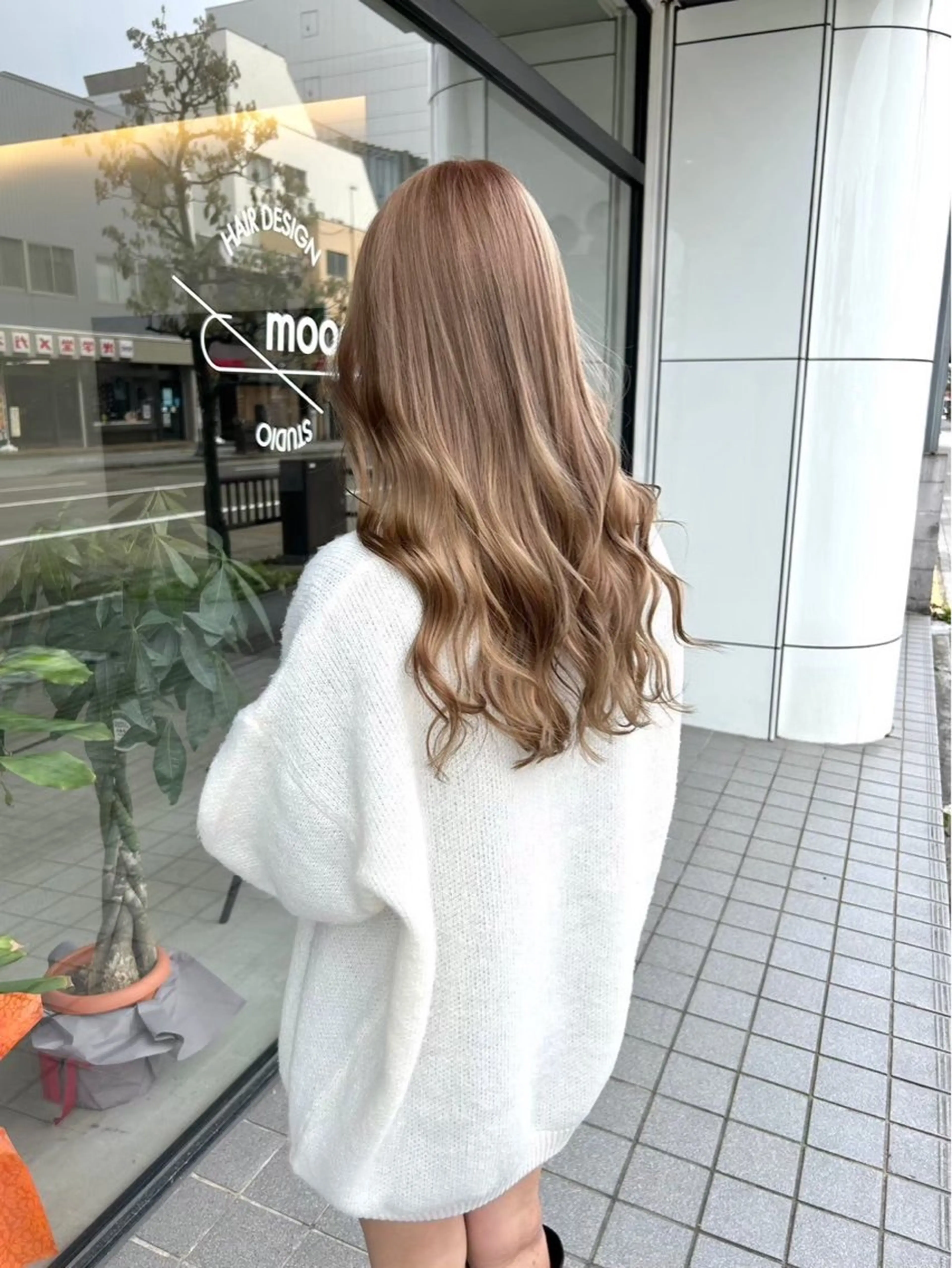 カラー 杉森 蘭琉のヘアスタイル