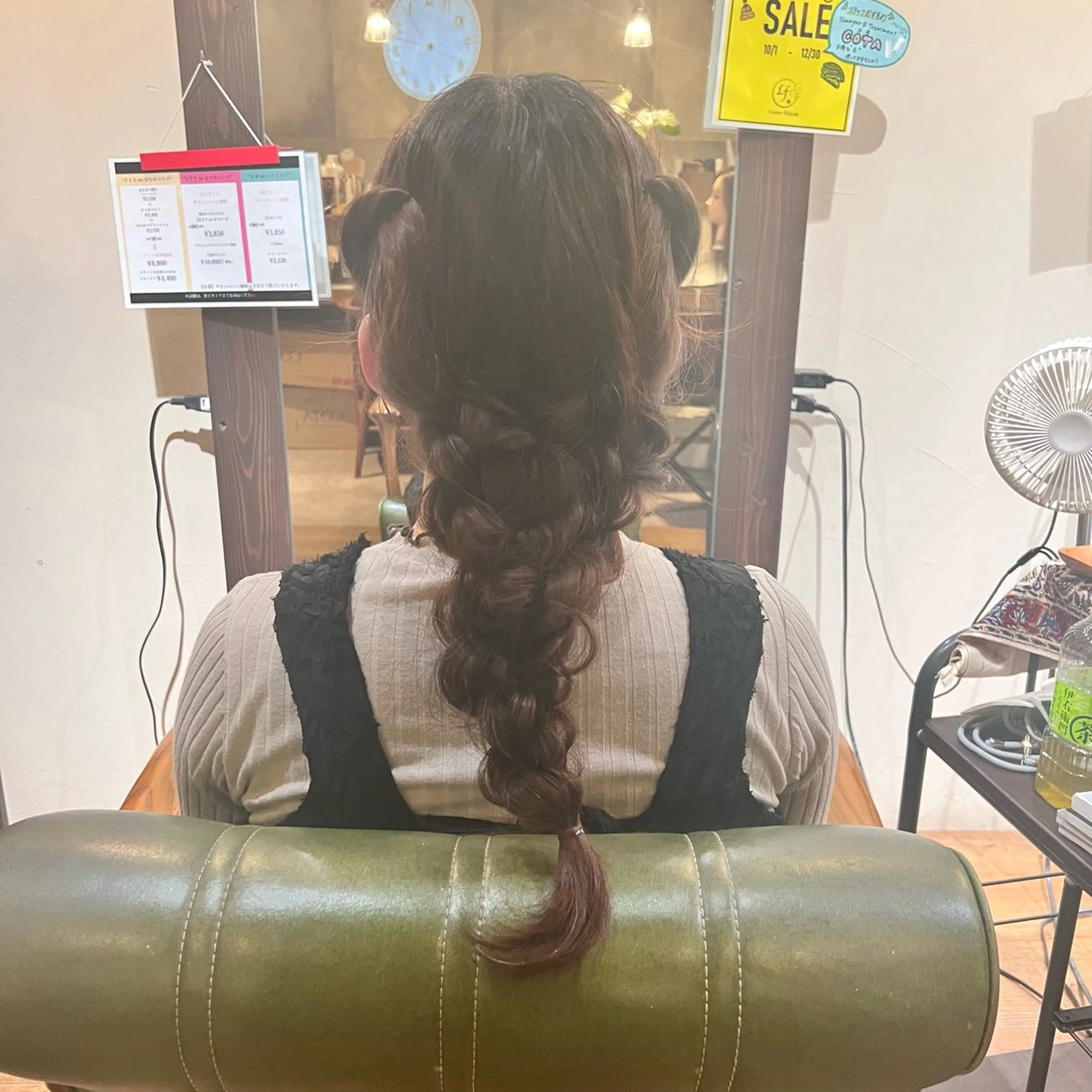 ロング ヘアアレンジ Luster Friends所属・まゆ | 艶カラー | ストレートのヘアスタイル