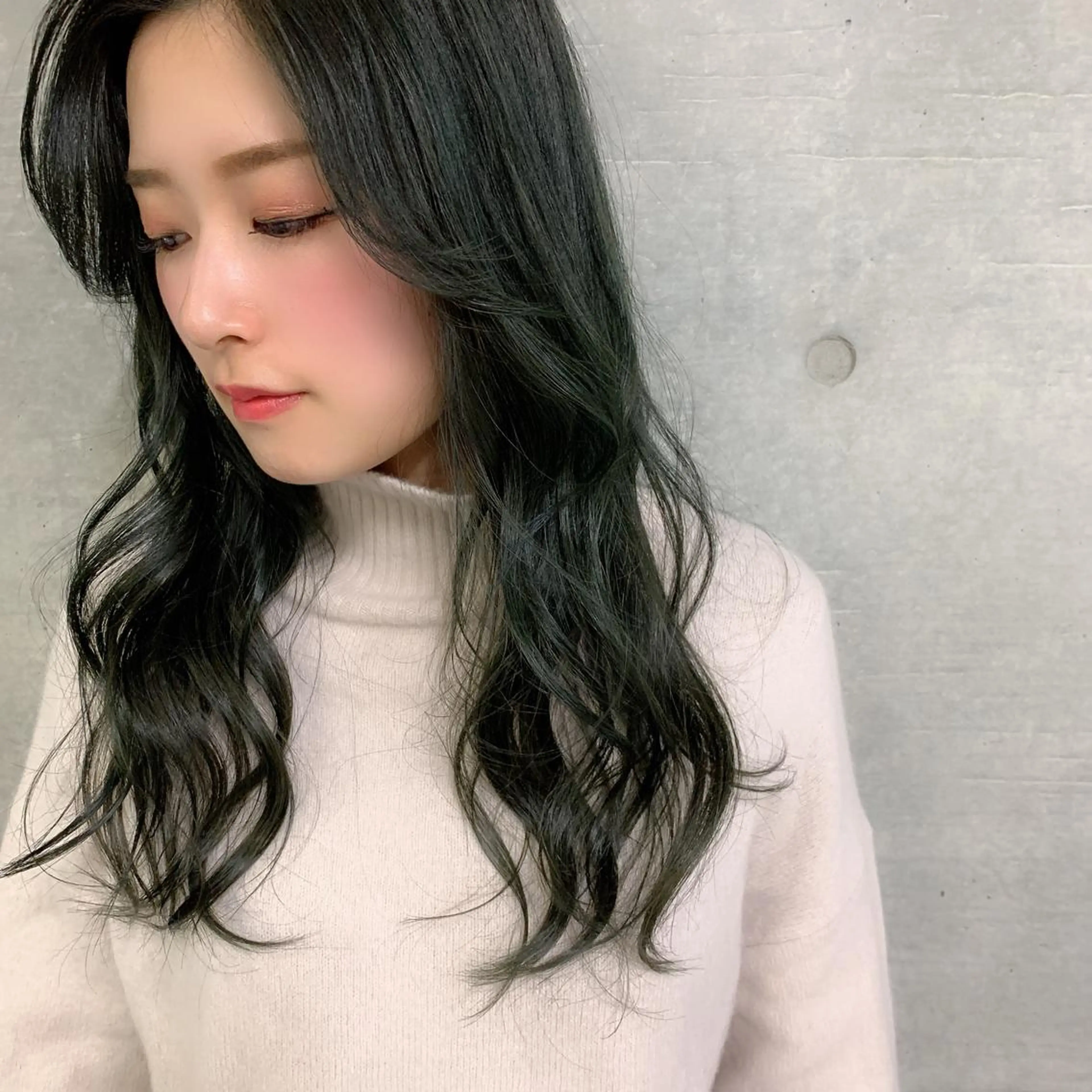 ミディアム カラー アディクシーカラー アクアカラー アッシュ バレイヤージュ ベージュカラー ヘアカラー トリートメント Lome'所属・✨ブリーチマスター✨ オクヤマヨウスケのヘアスタイル