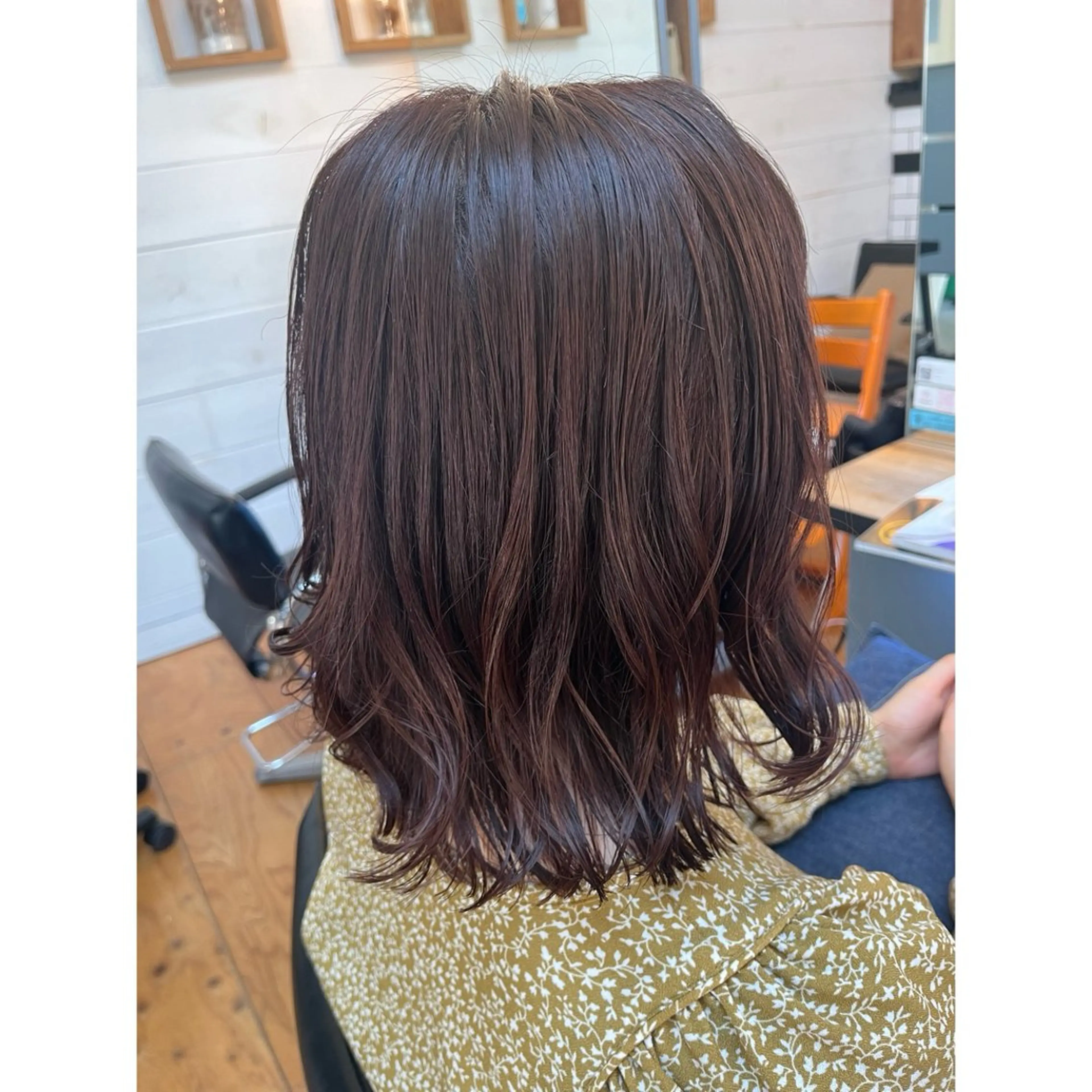ミディアム カラー バイオレットカラー カット ヘアカラー トリートメント Lagom なかだのヘアスタイル