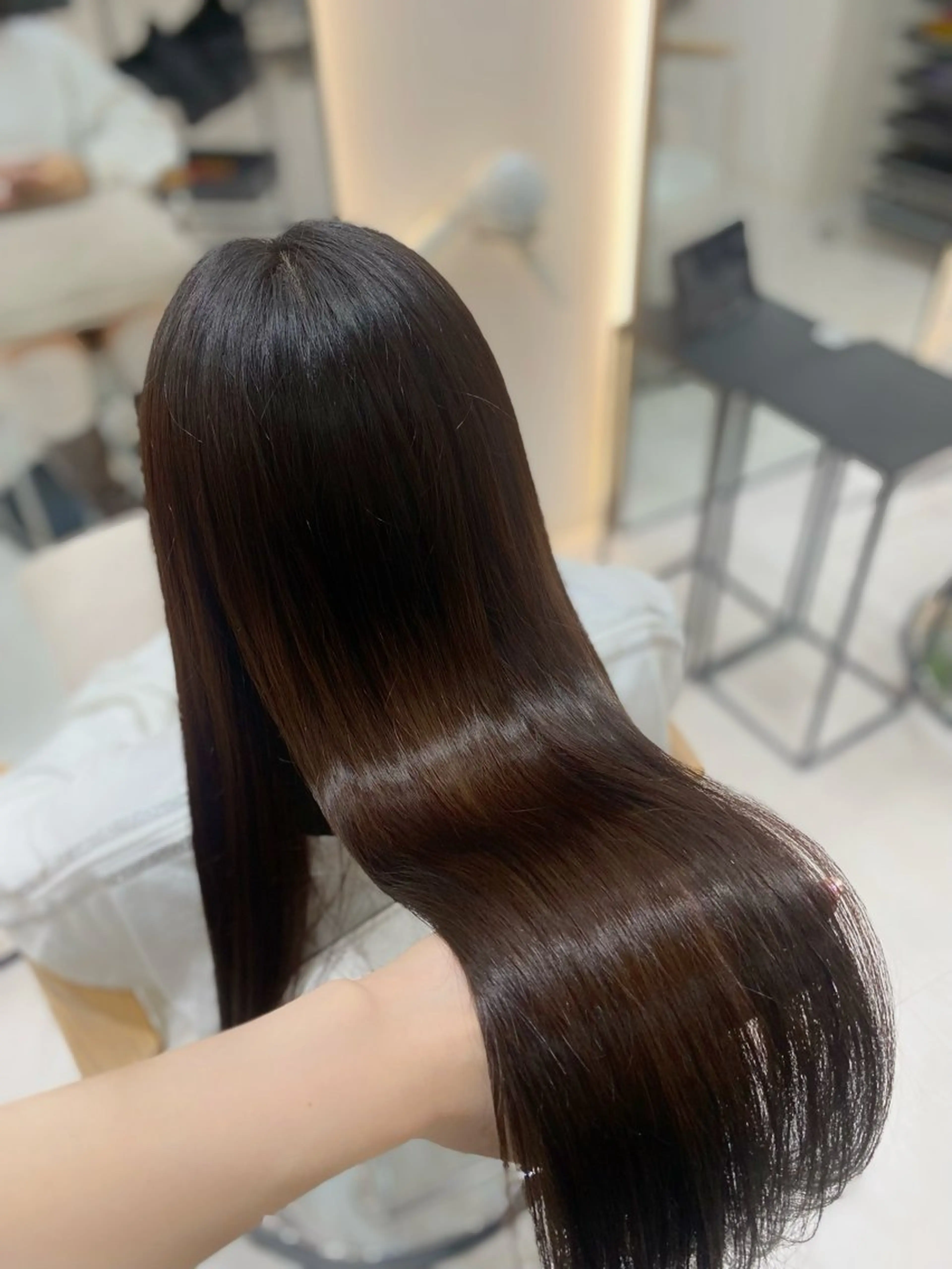 ロング 髪質改善 トリートメント カット ヘアカラー トリートメント 艶髪・透明感カラー・ 韓国ヘア・Yuriのヘアスタイル