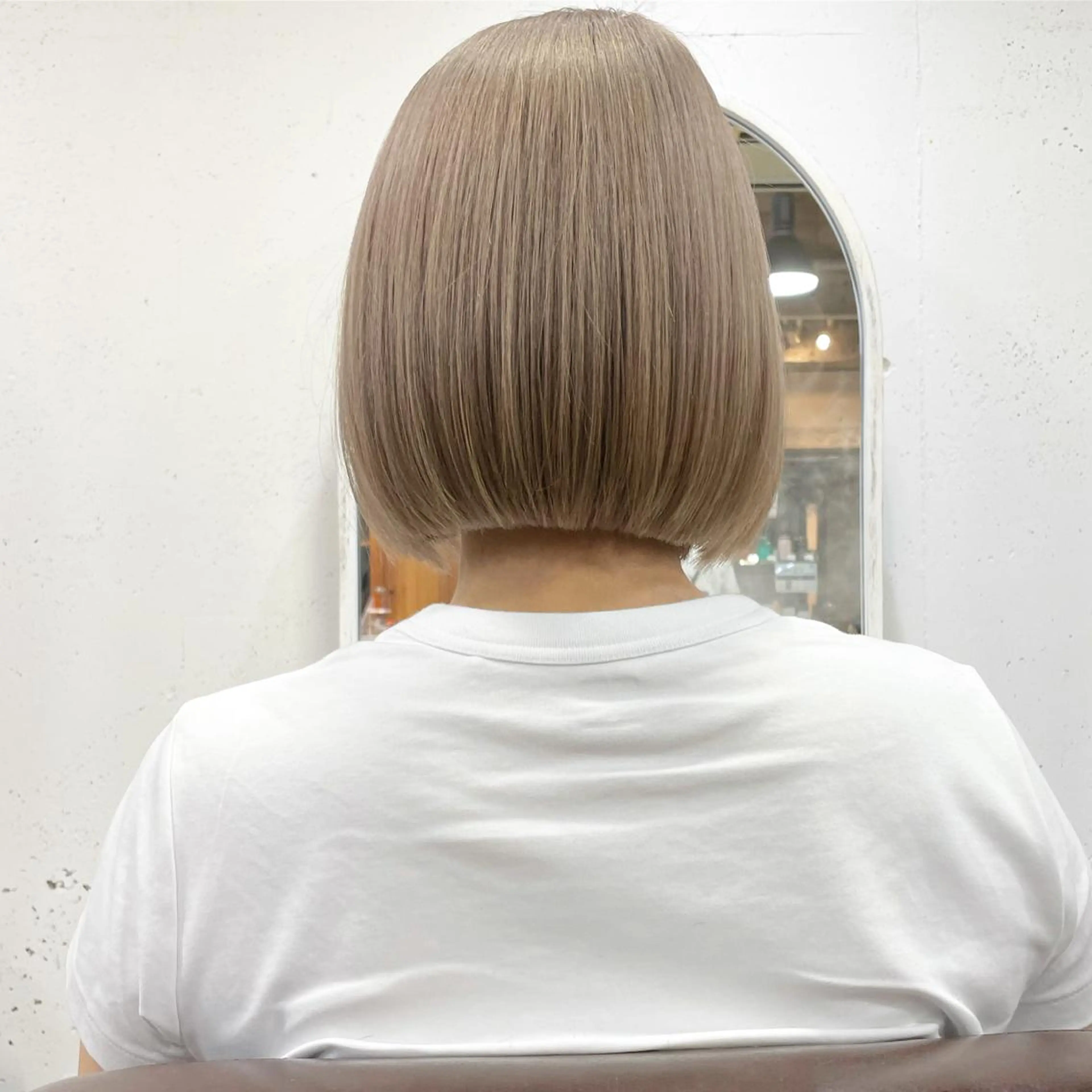 ショート カラー カット ヘアカラー トリートメント suvvy hairsalonのヘアスタイル
