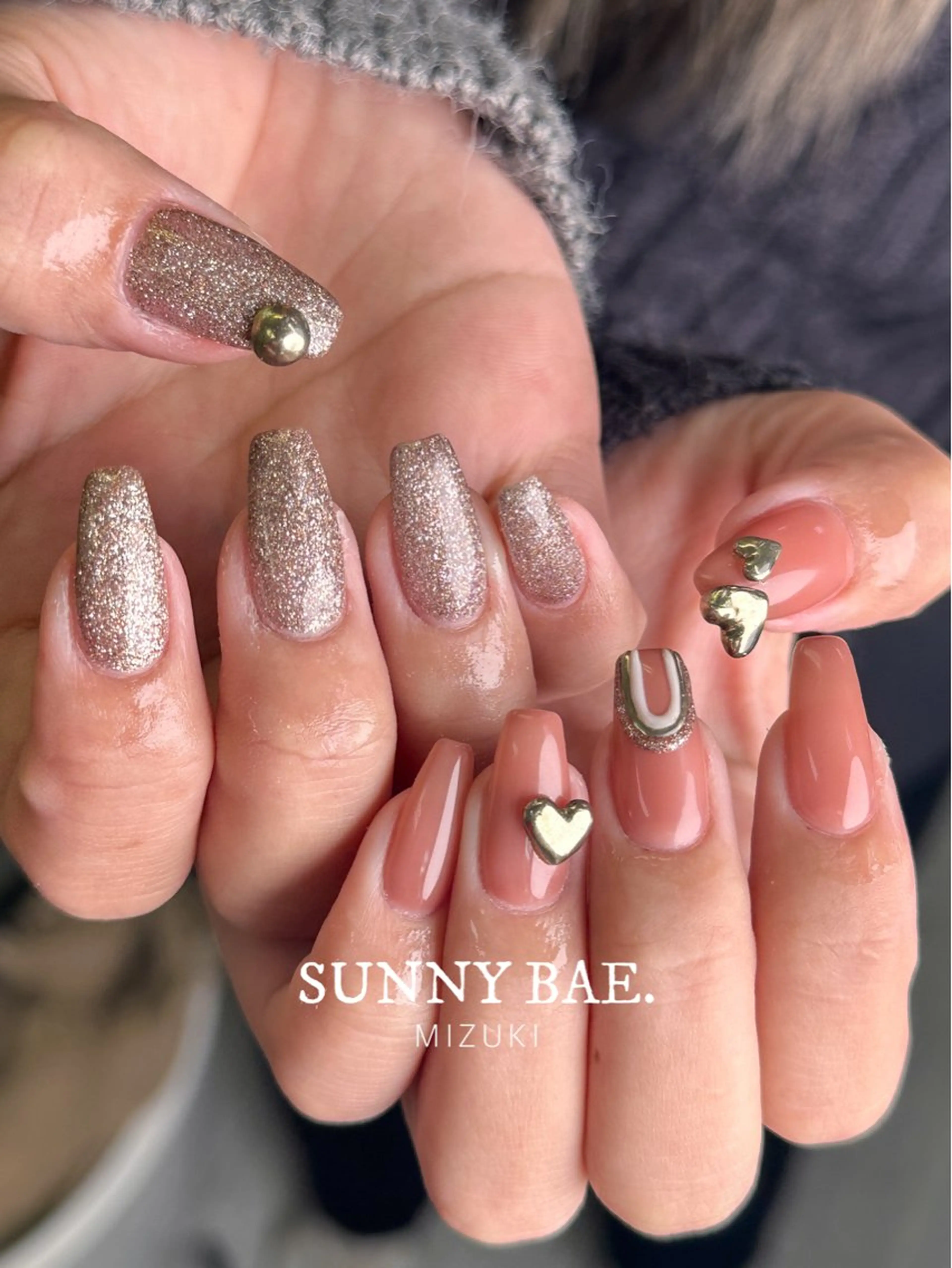 ネイル アートネイル ハート ラメ(グリッター) ミラーネイル ぷっくりネイル ハンドネイル SUNNY BAE. 🌼MIZUKIのネイルデザイン