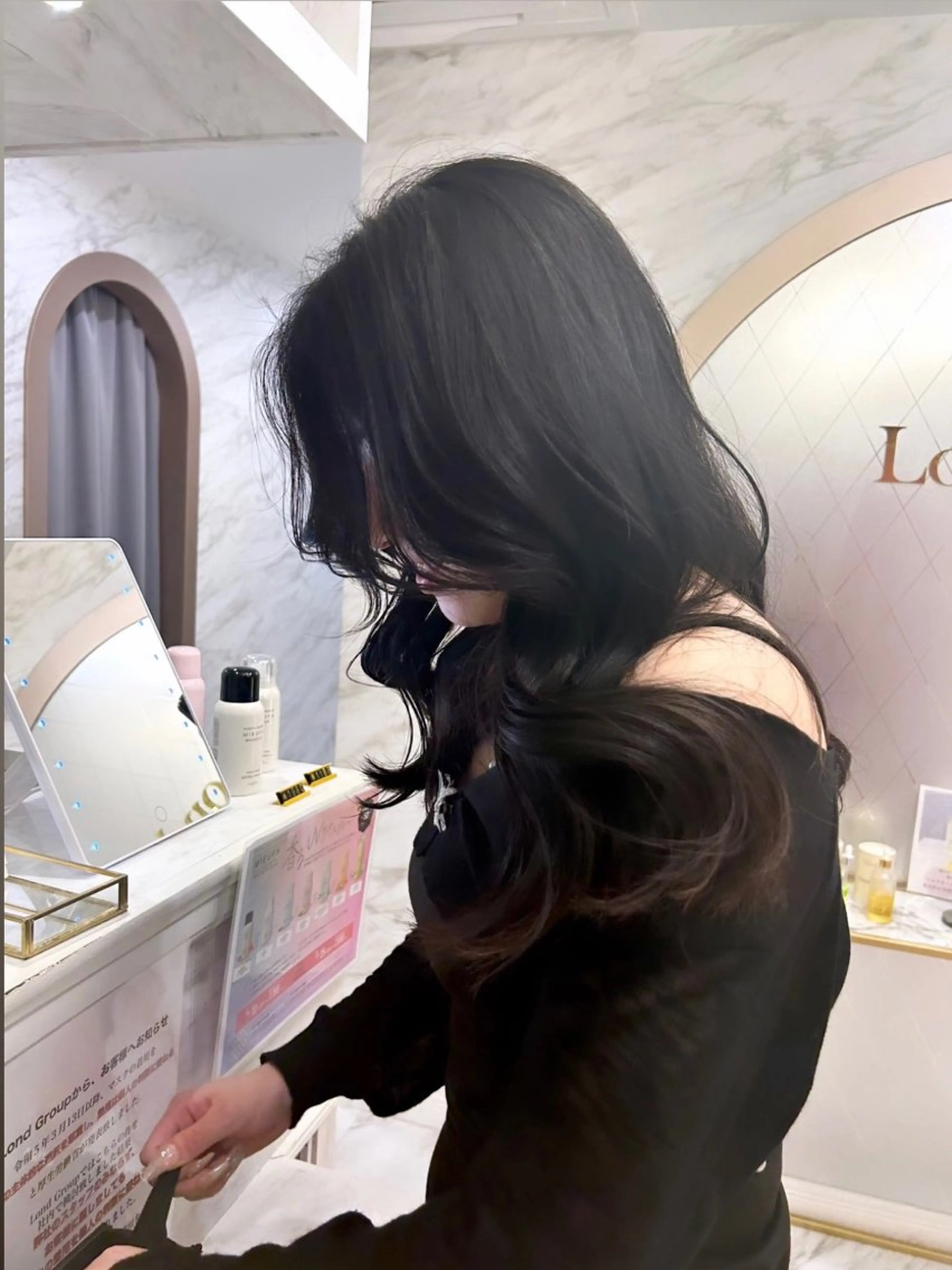 セミロング カラー ヘアアレンジ 韓国風ヘア レイヤーカット トリートメント 🩷韓国ヘア/ヨシン モリ🩷Maikaのヘアスタイル