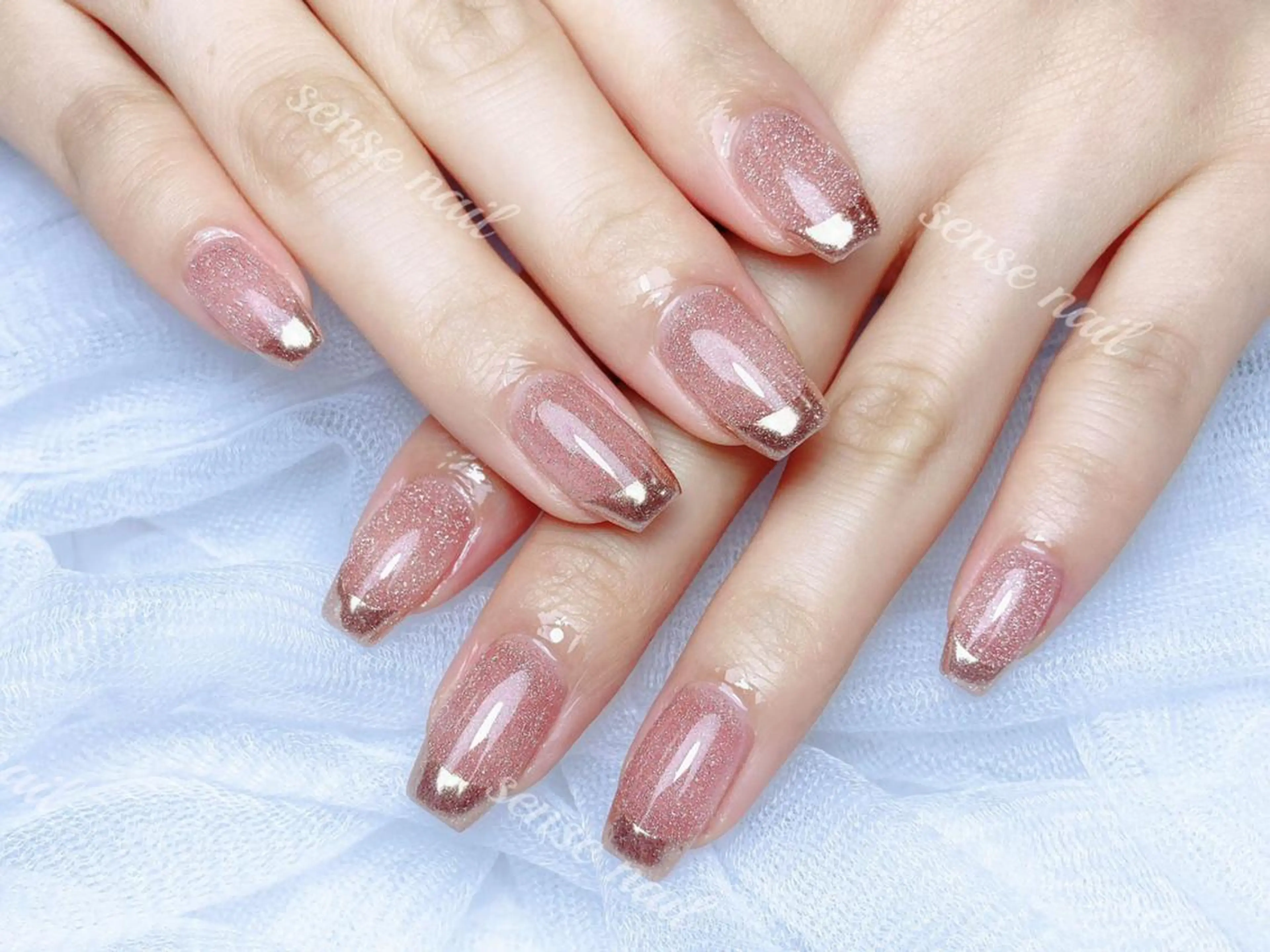 ネイル Queening 🦋のネイルデザイン