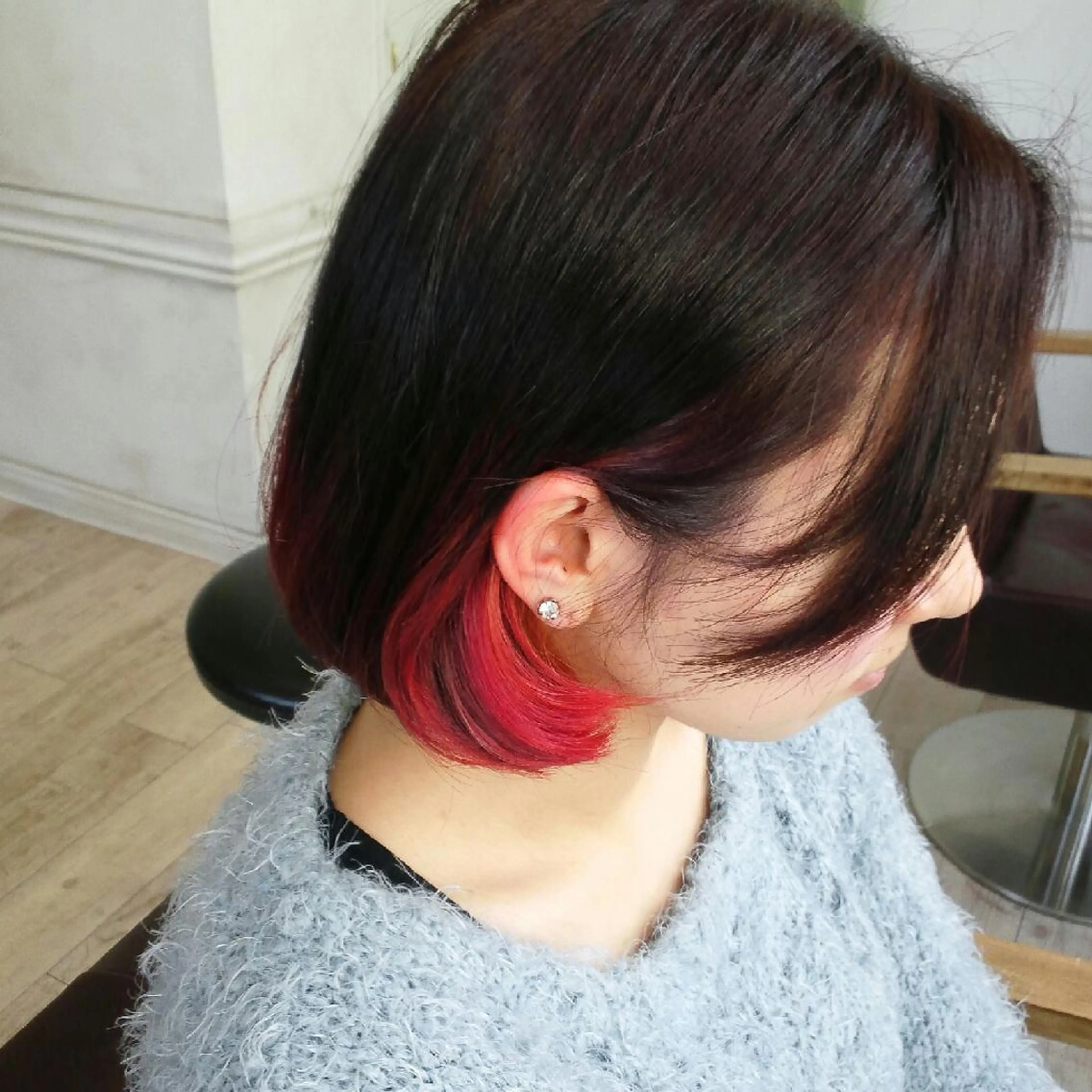 ショート カラー インナーカラー レッドカラー メテオ取扱✨美髪 矯正✨HiroNYのヘアスタイル