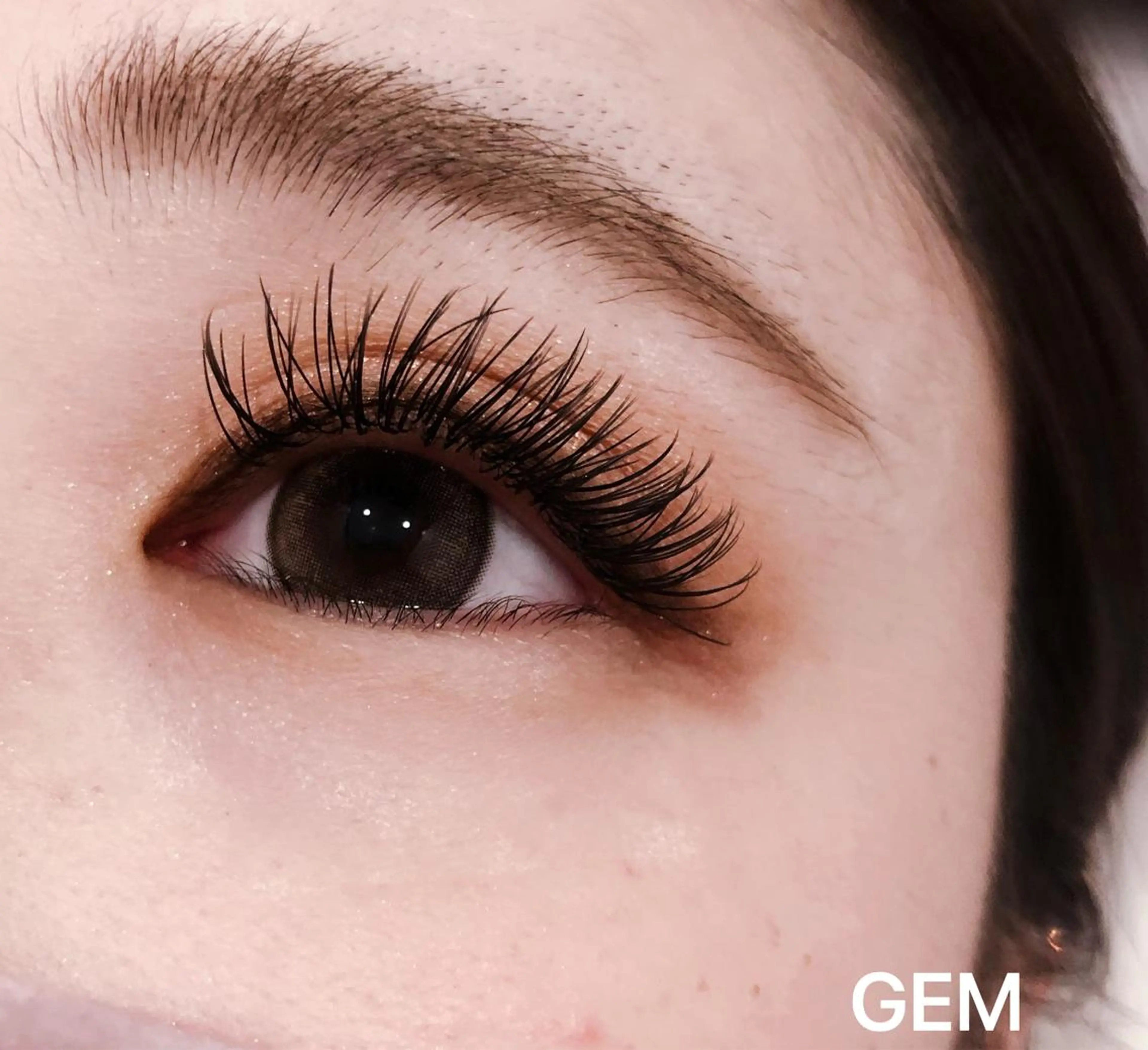マツエク・マツパ 付け放題 フラットラッシュ マツエク GEM  the beautyのマツエク・マツパデザイン