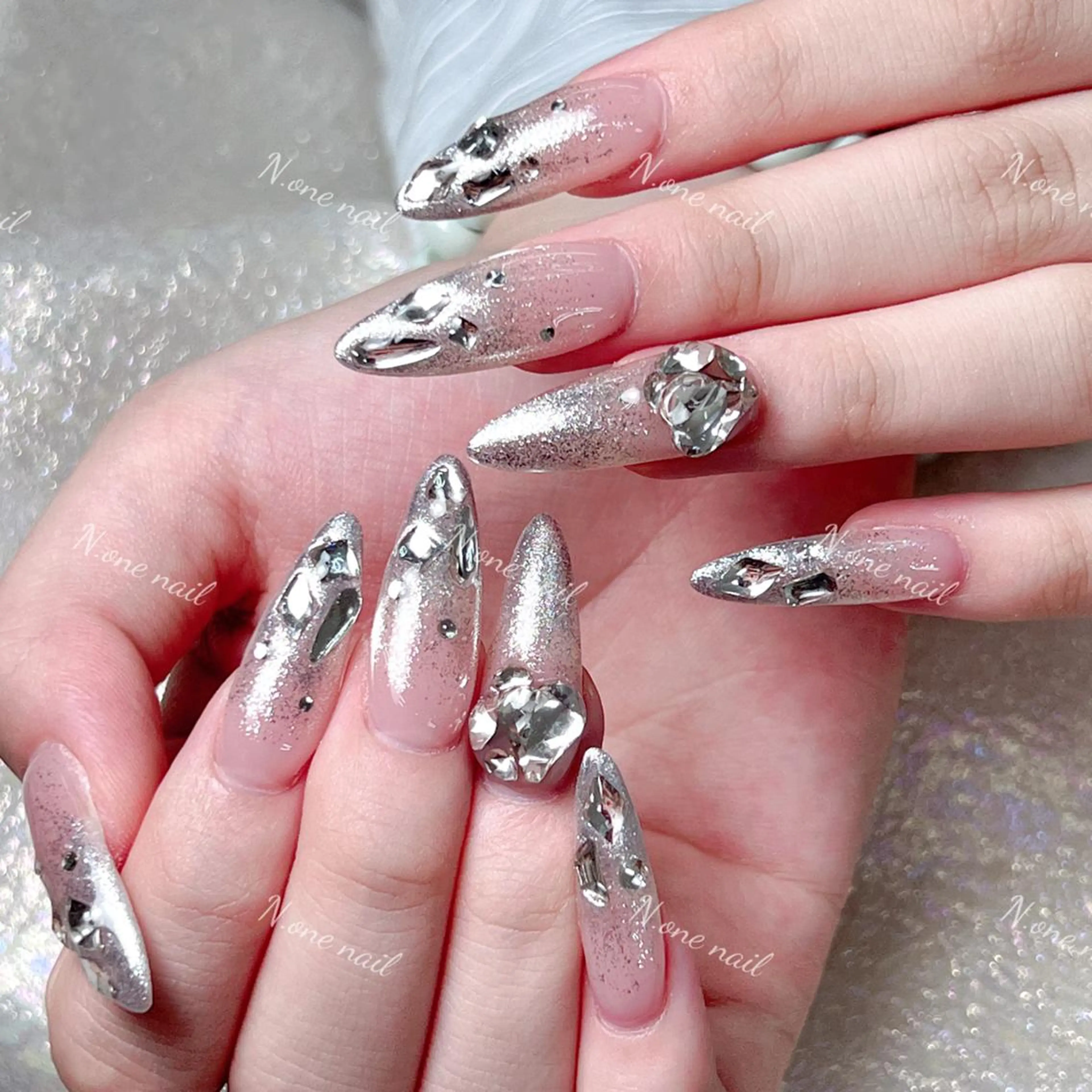 ネイル 長いだし/スカルプ/ パラシェルN.oneのネイルデザイン