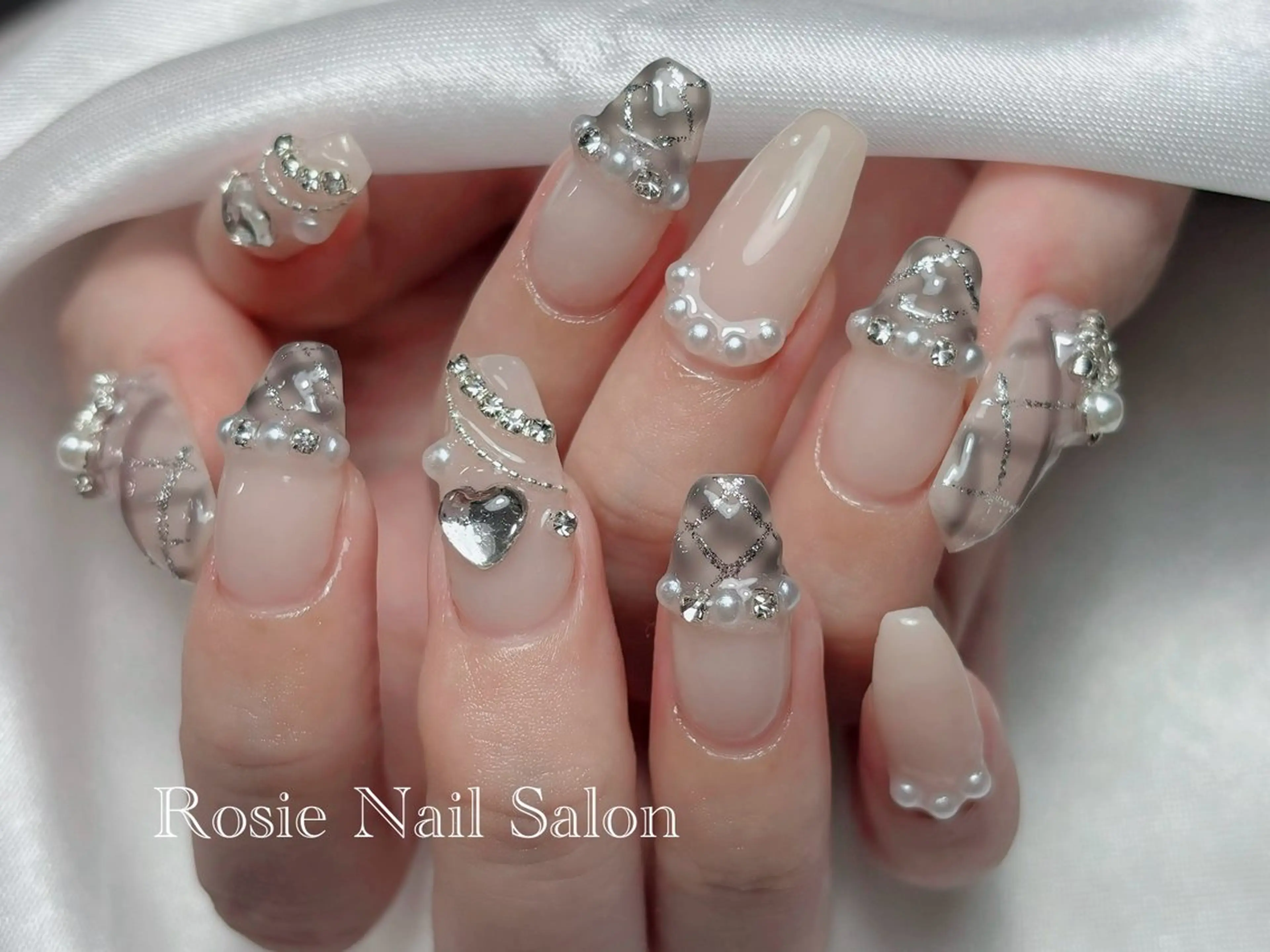 ネイル Rosie Nail サロン南越谷のネイルデザイン