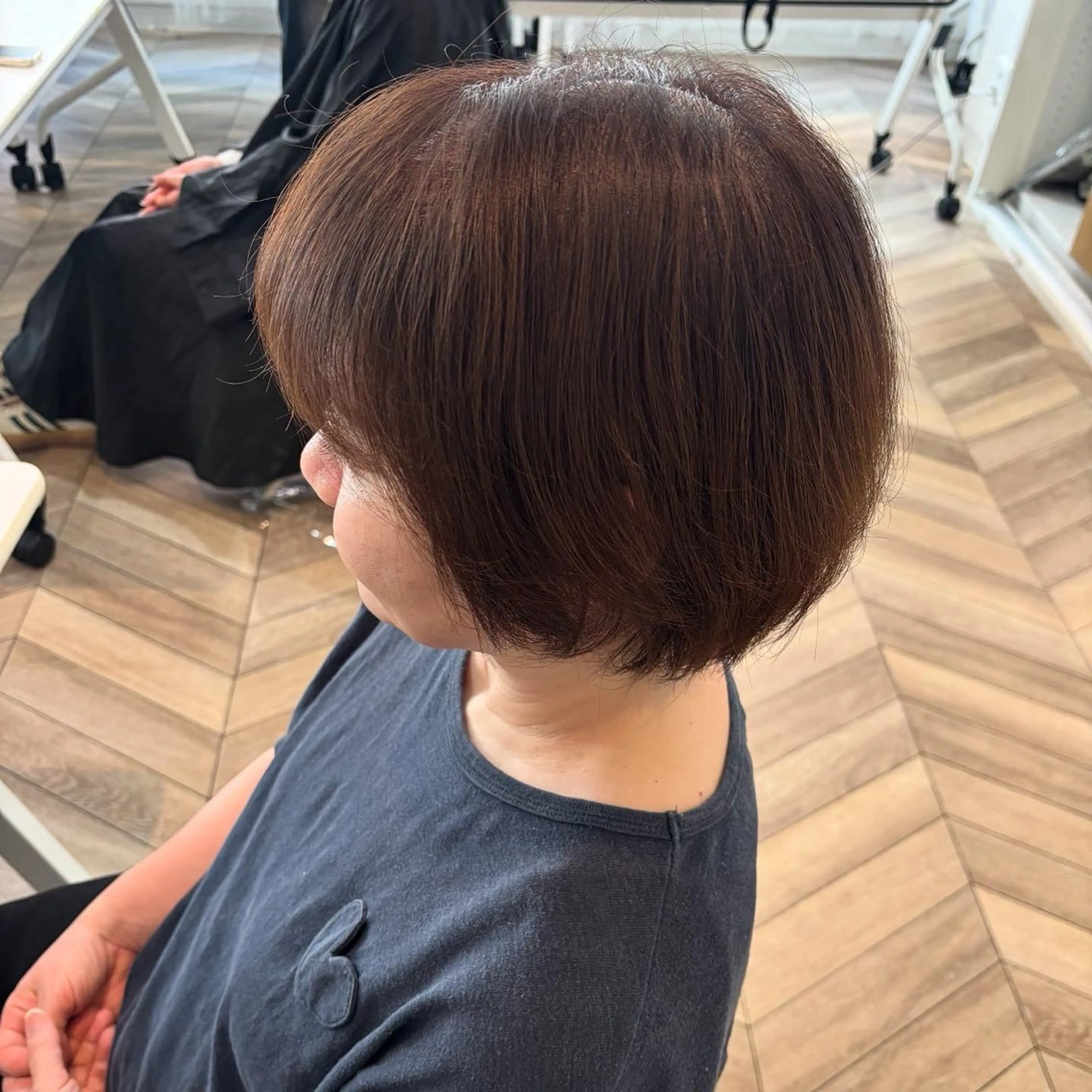 ショート カラー シンドウ チサのヘアスタイル