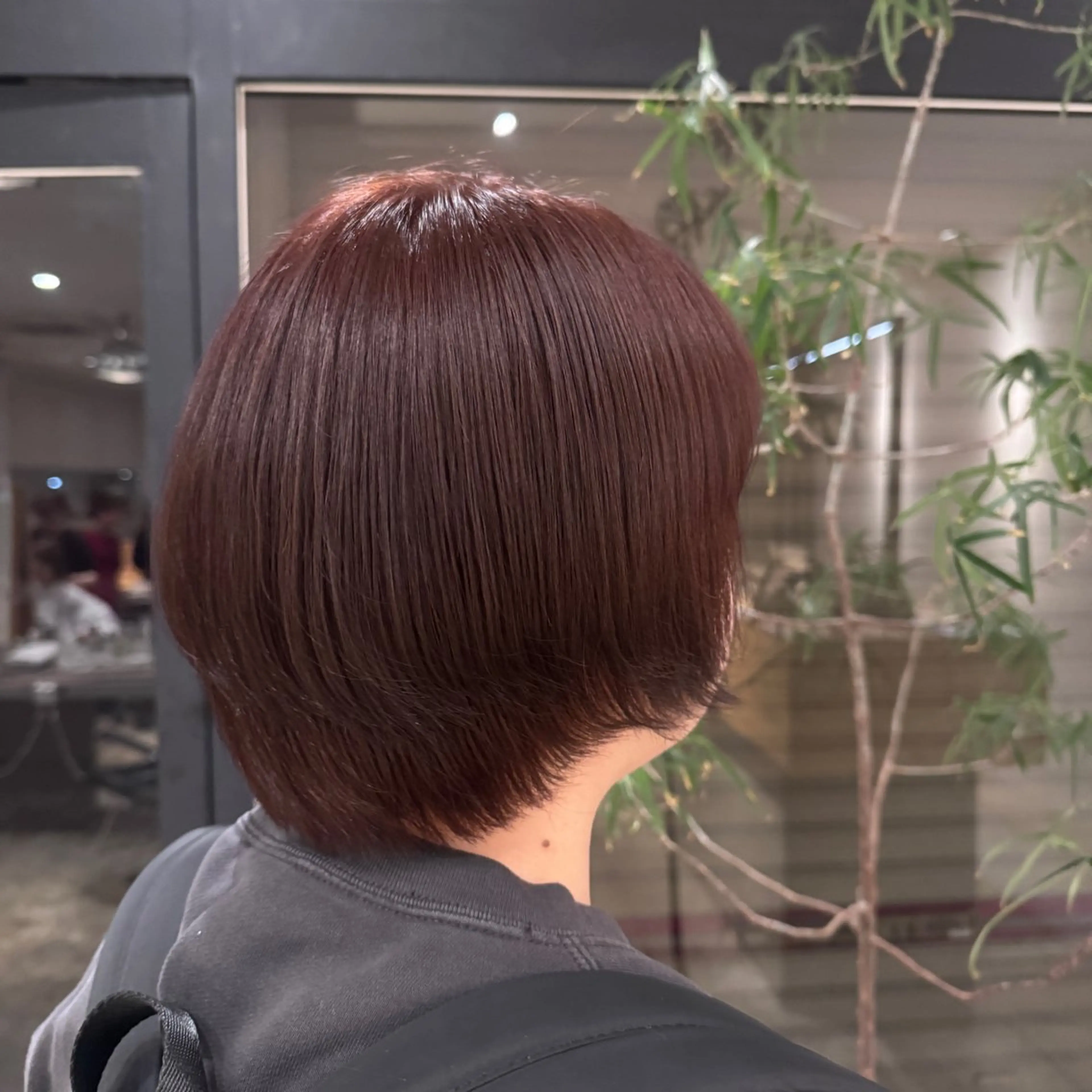 ショート カラー NAVY miyoshiのヘアスタイル