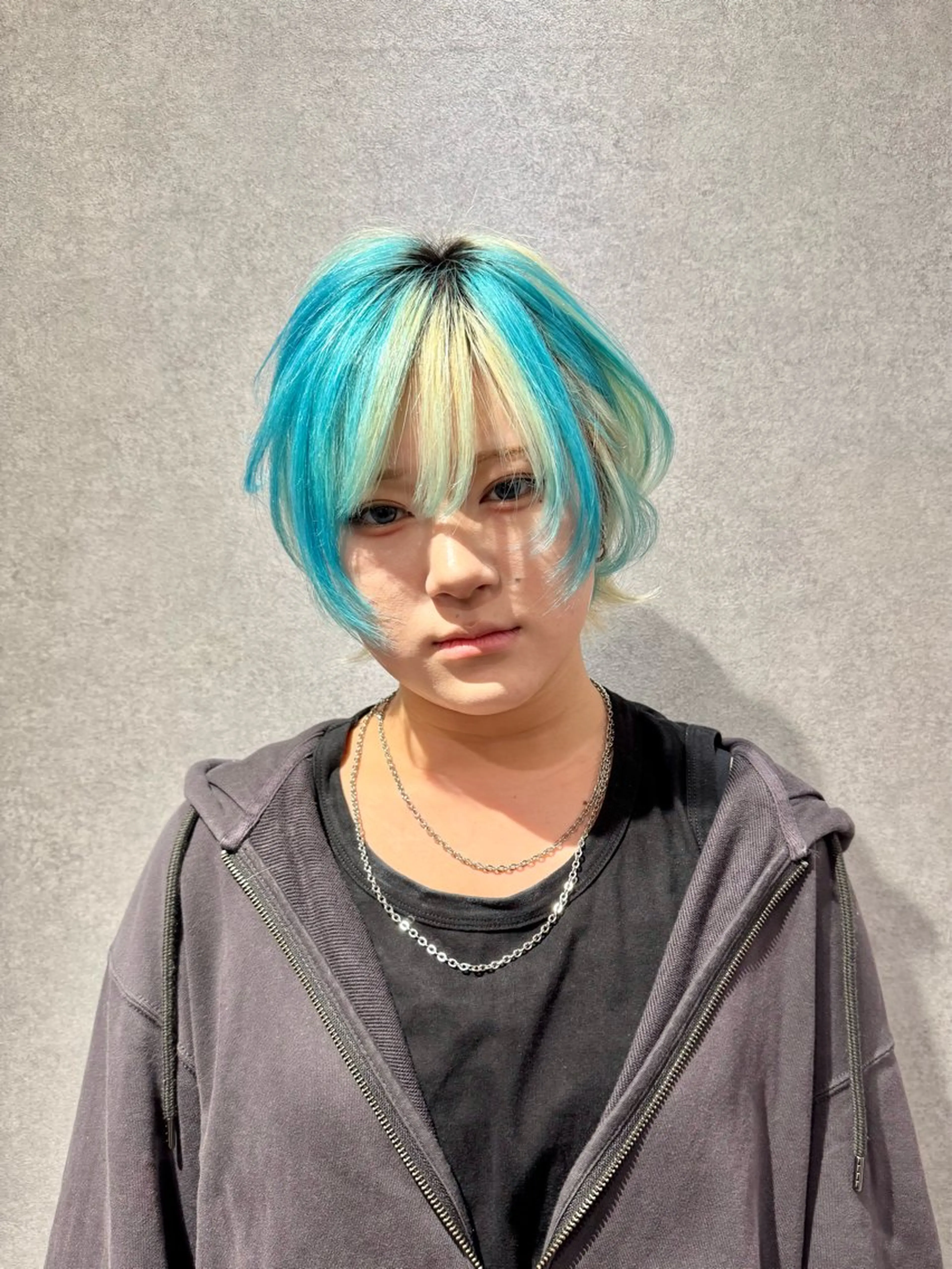 ショート カラー デザインカラー ハイトーンカラー ショートヘア ウルフカット カット ヘアカラー トリートメント ハイトーン/レイヤー /ウルフ⭐️永田⭐️のヘアスタイル