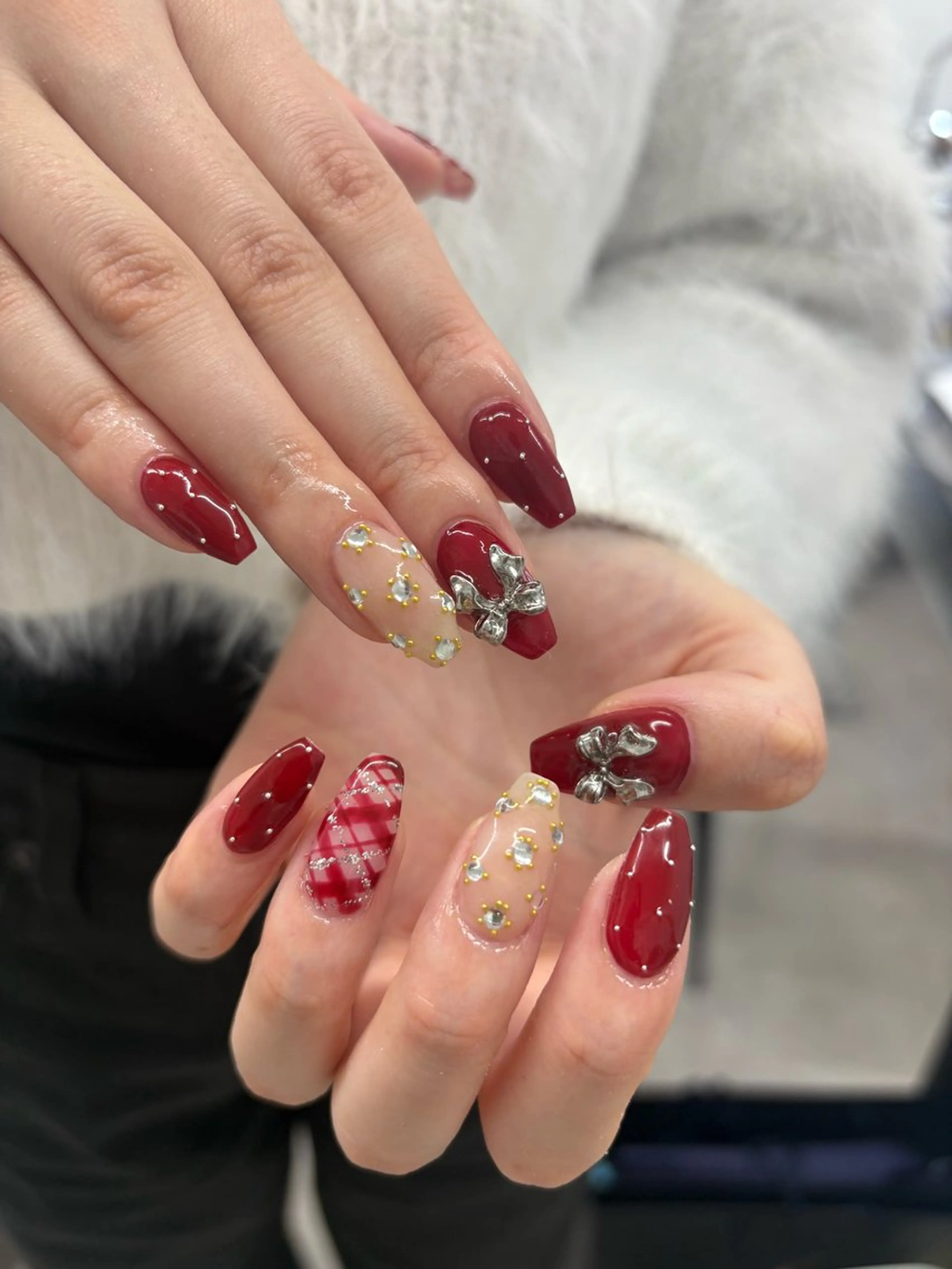 ネイル ハンドネイル yuria 🎀海外ネイル🌺のネイルデザイン