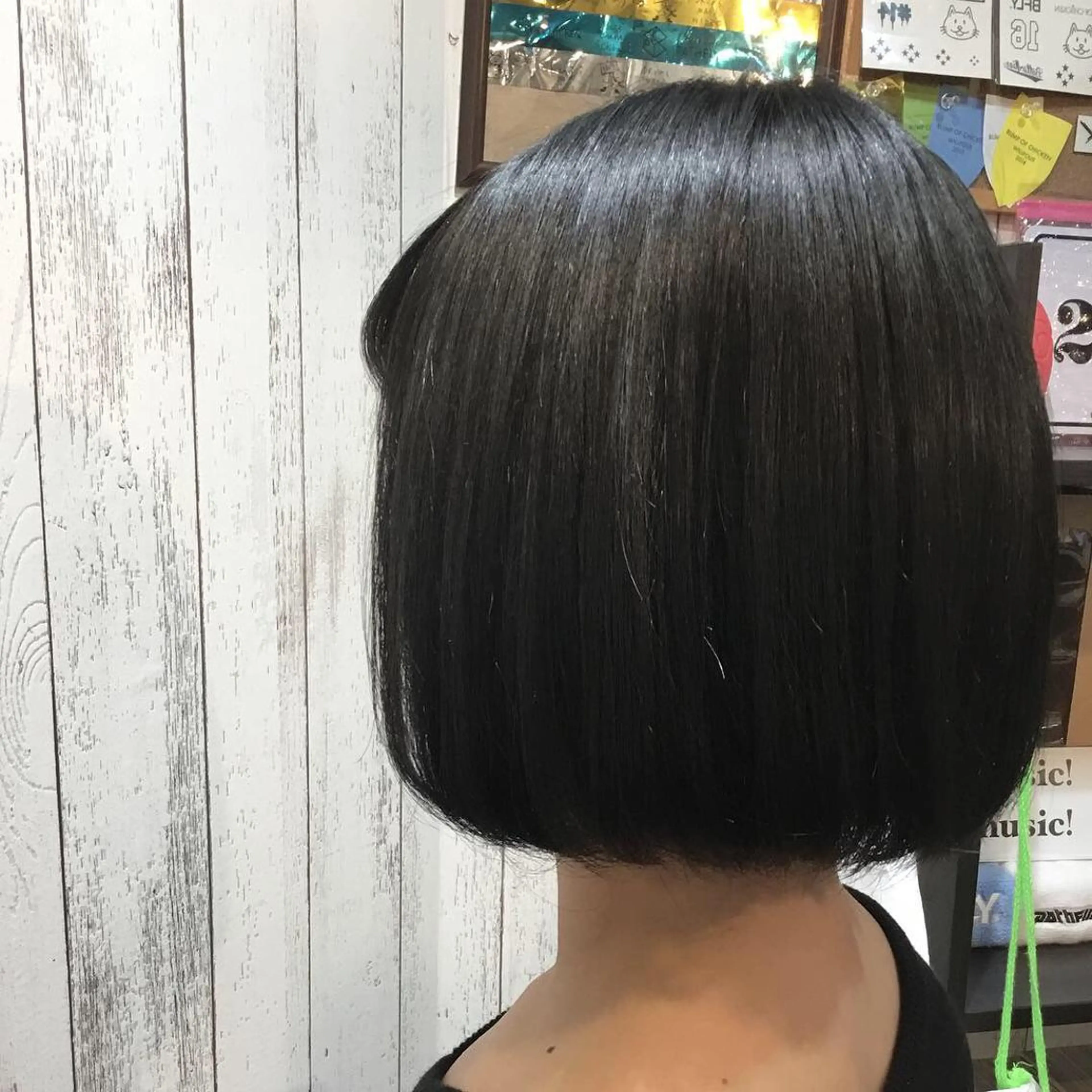 ショート カラー パーマ 金崎 新吾のヘアスタイル