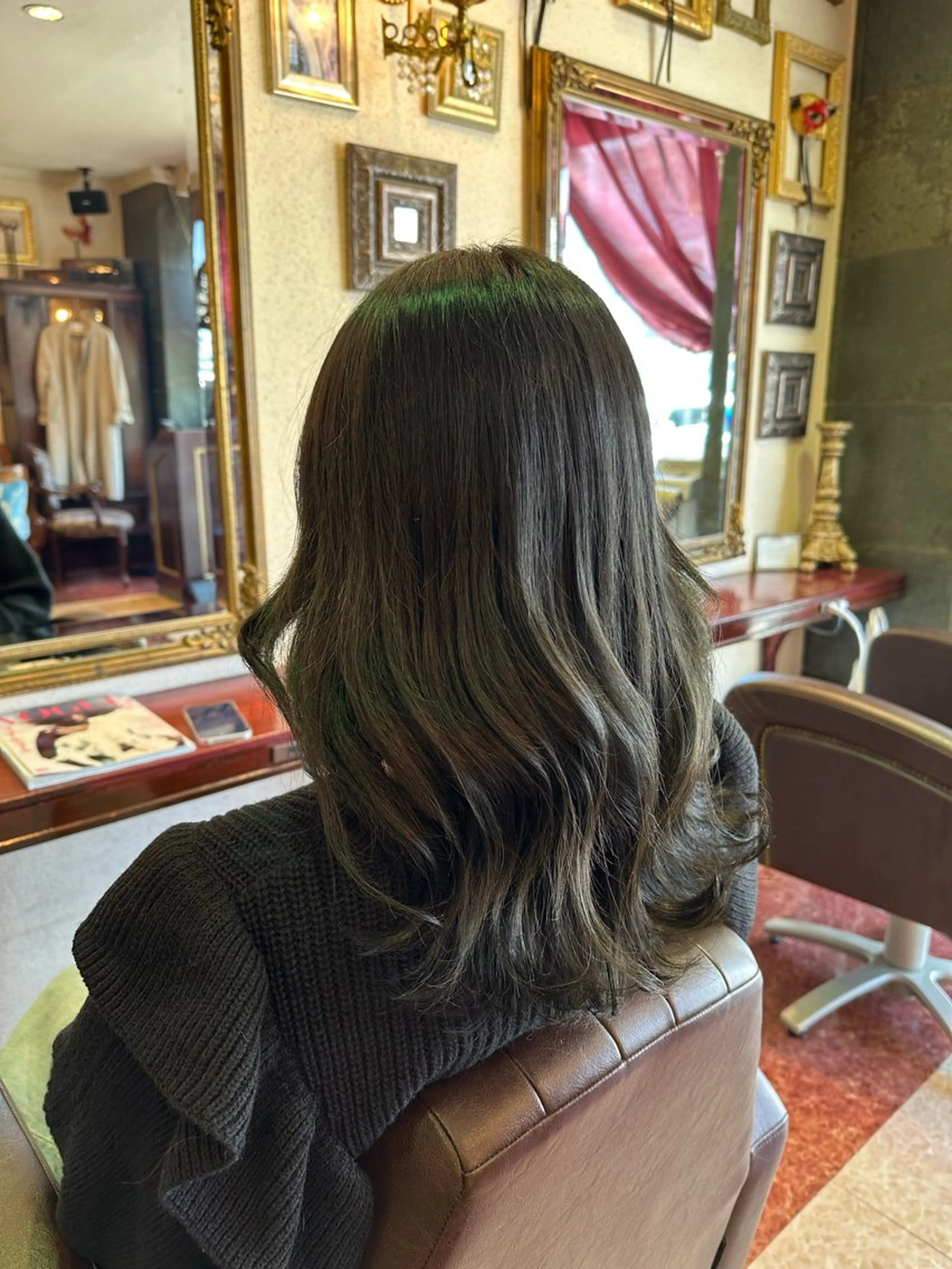セミロング カラー アディクシーカラー 透明感カラー グレージュ イルミナカラー オリーブグレージュ カット ヘアカラー トリートメント 【レイヤー/韓国風 /髪質改善】RINのヘアスタイル