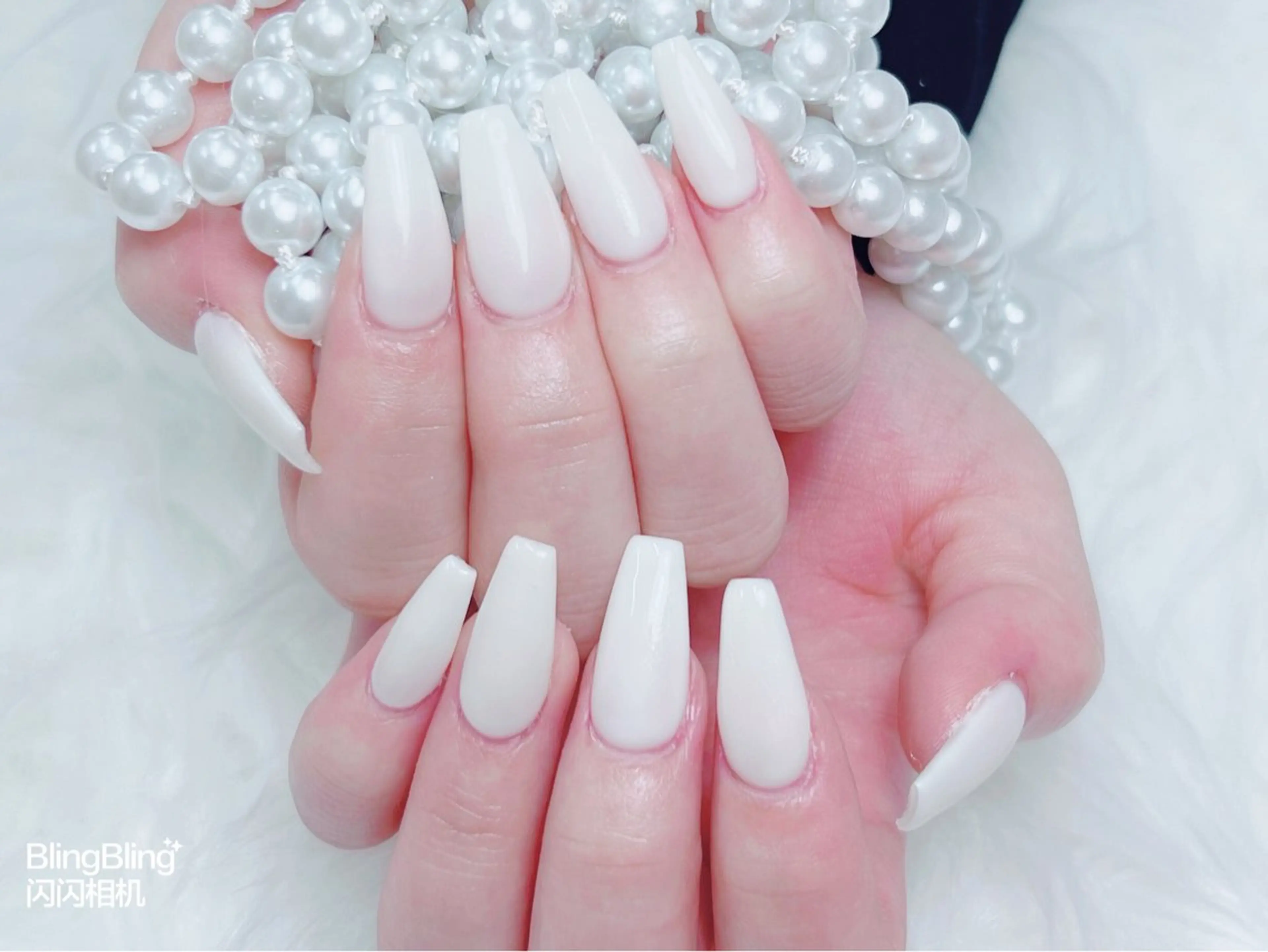 🦋💗ワンカラー/ラメグラ(色2個まで)「初回ジェルオフ無料ケア込み」【パラジェル有り】￥4600→¥3500の写真