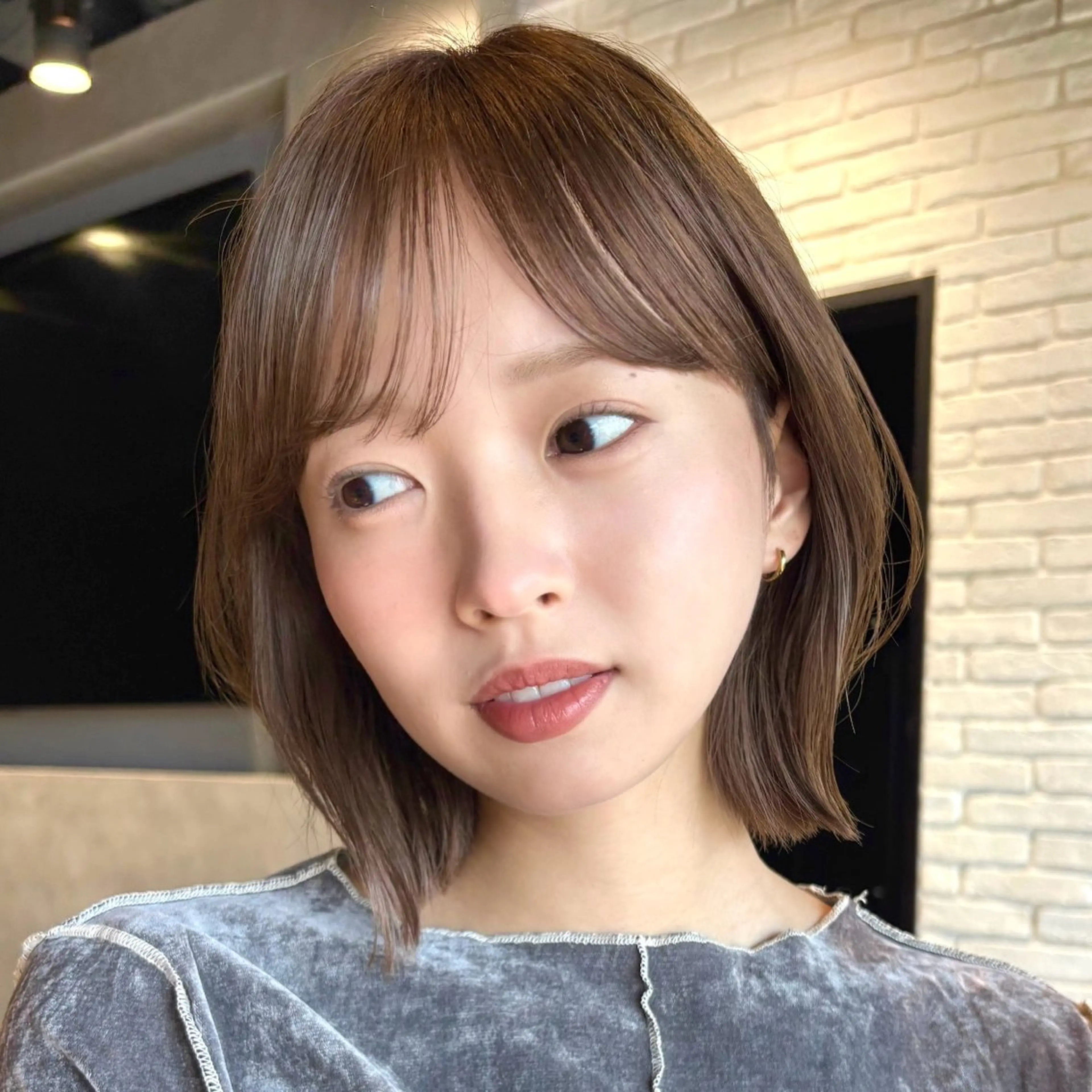 ショート カラー ベージュカラー 似合わせカット シースルーバング カット ヘアカラー トリートメント 顔まわり/レイヤー/ 透明感/まいな🥨のヘアスタイル