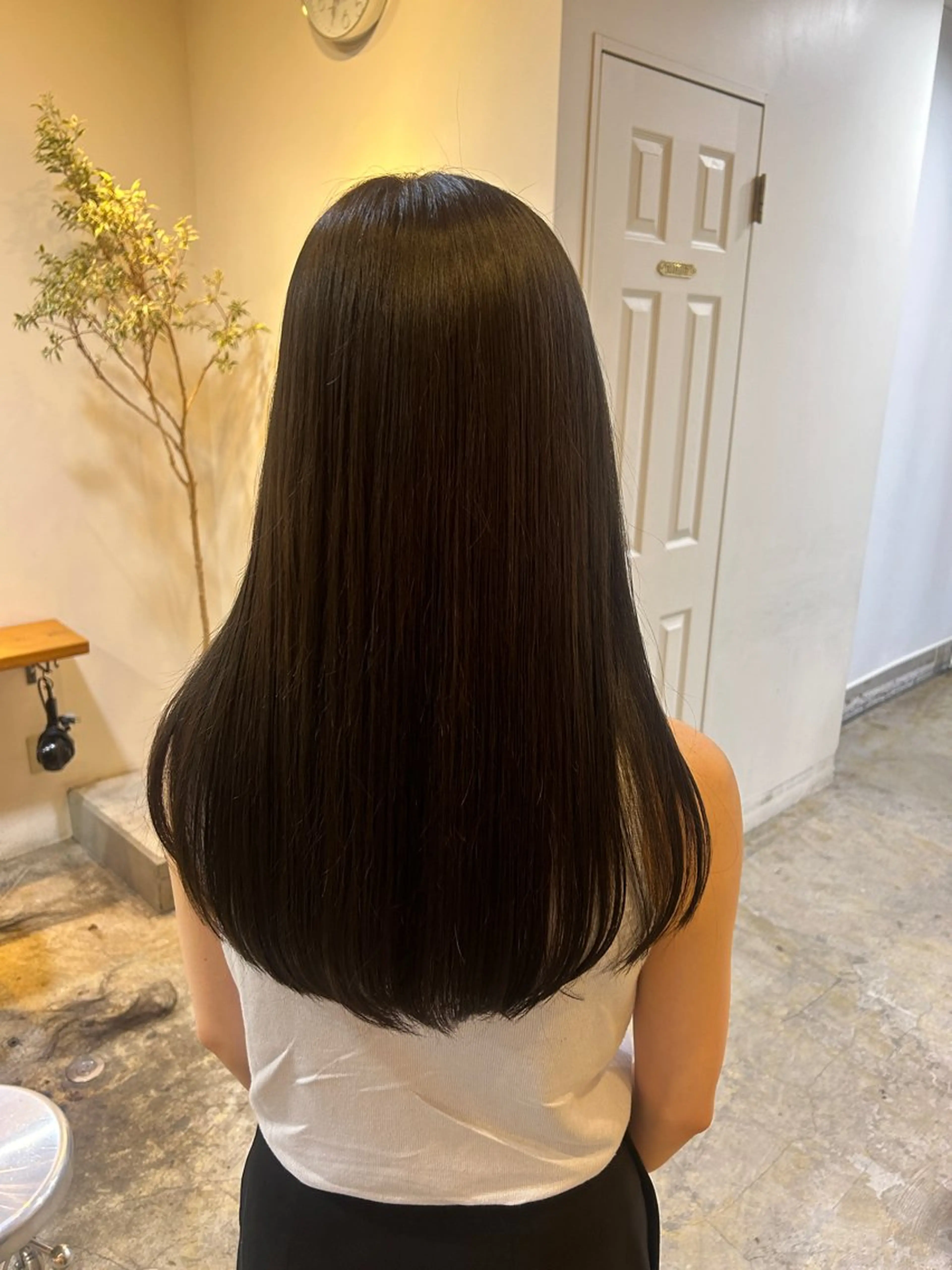 ロング カラー カット ヘアカラー ナチュラル大人っぽい スタイル MAORIのヘアスタイル