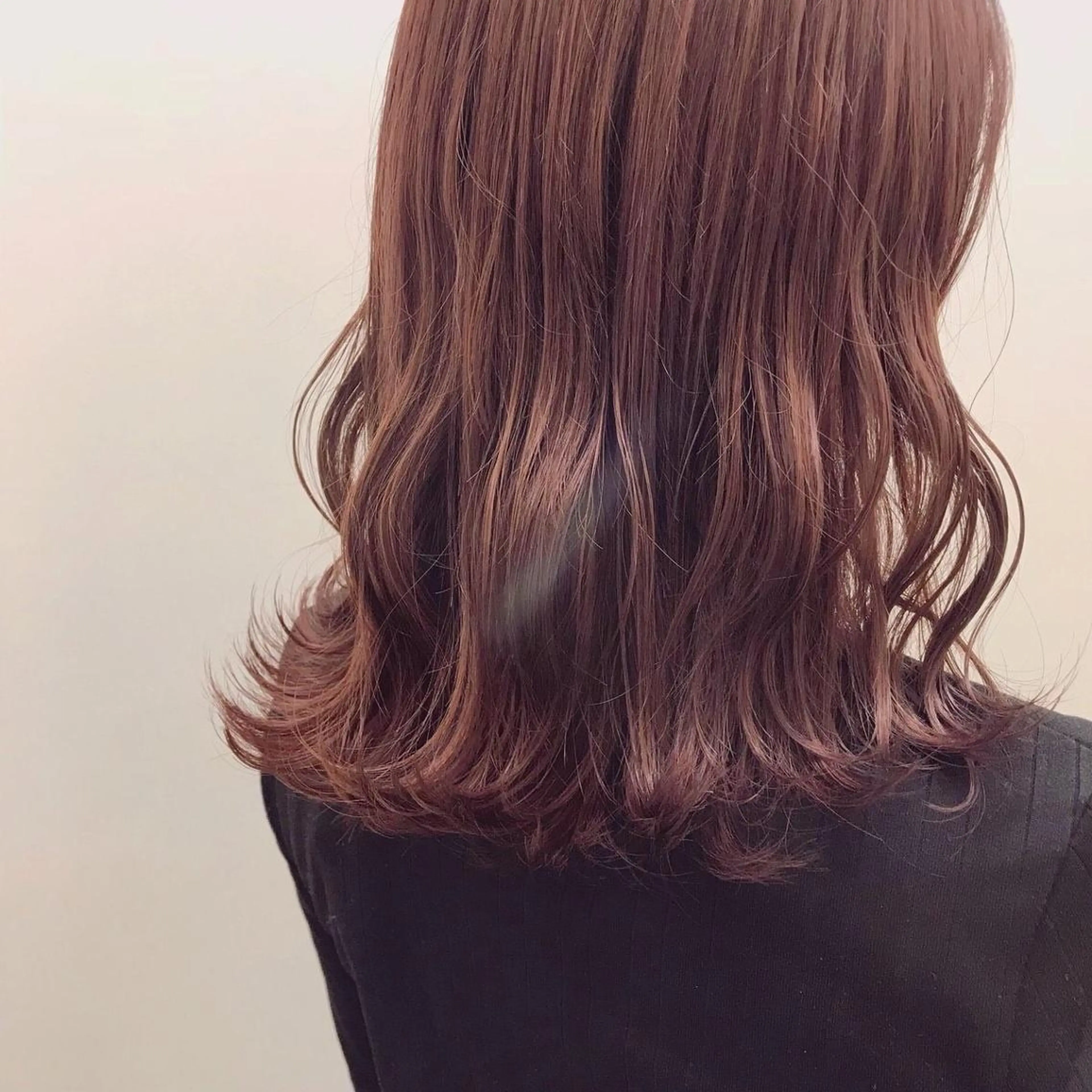 セミロング カラー ピンクカラー TAKA 髪質改善のヘアスタイル