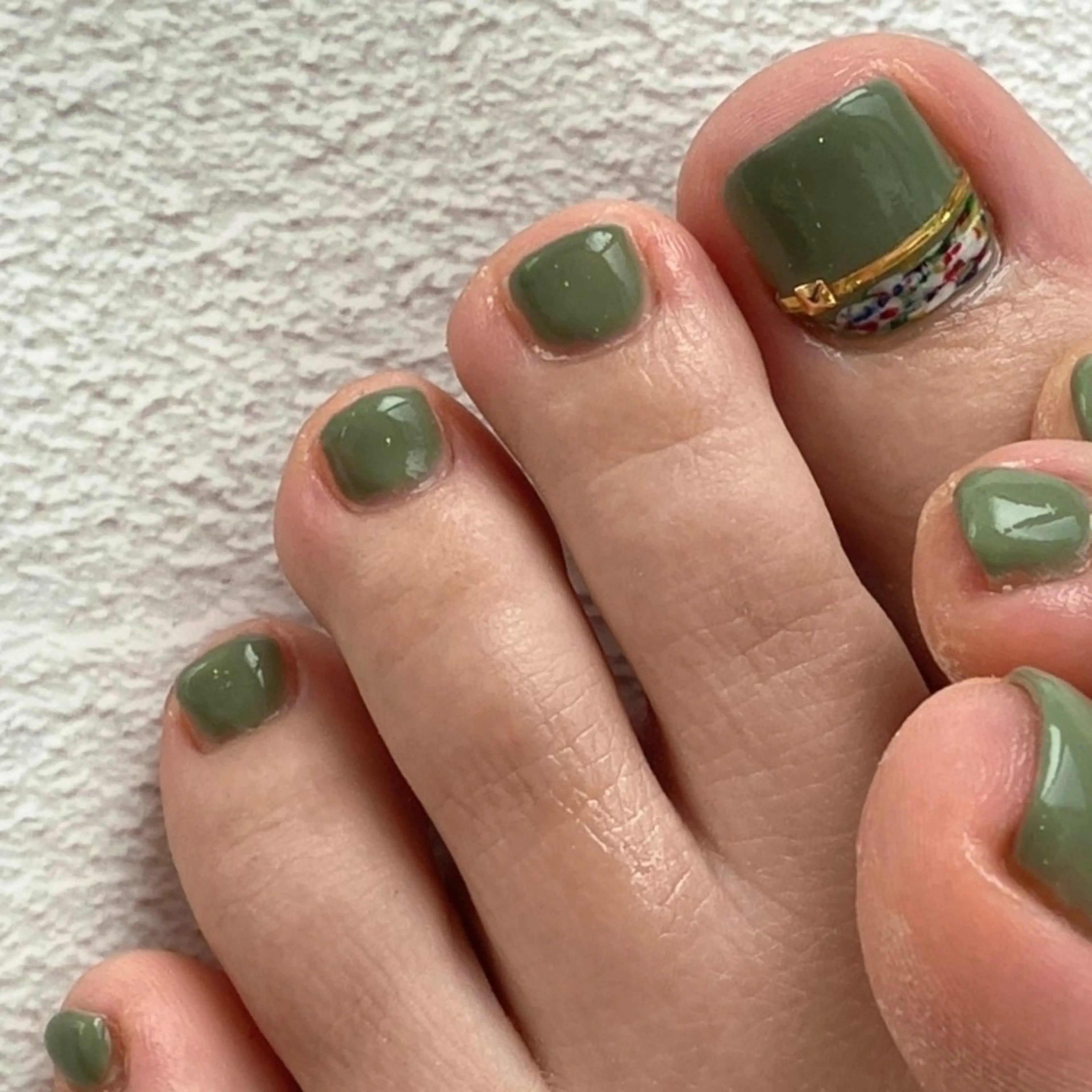 ネイル フットネイル ワンカラーネイル ツイードネイル フットネイル felicita服部店所属・felicita fumi♡のネイルデザイン