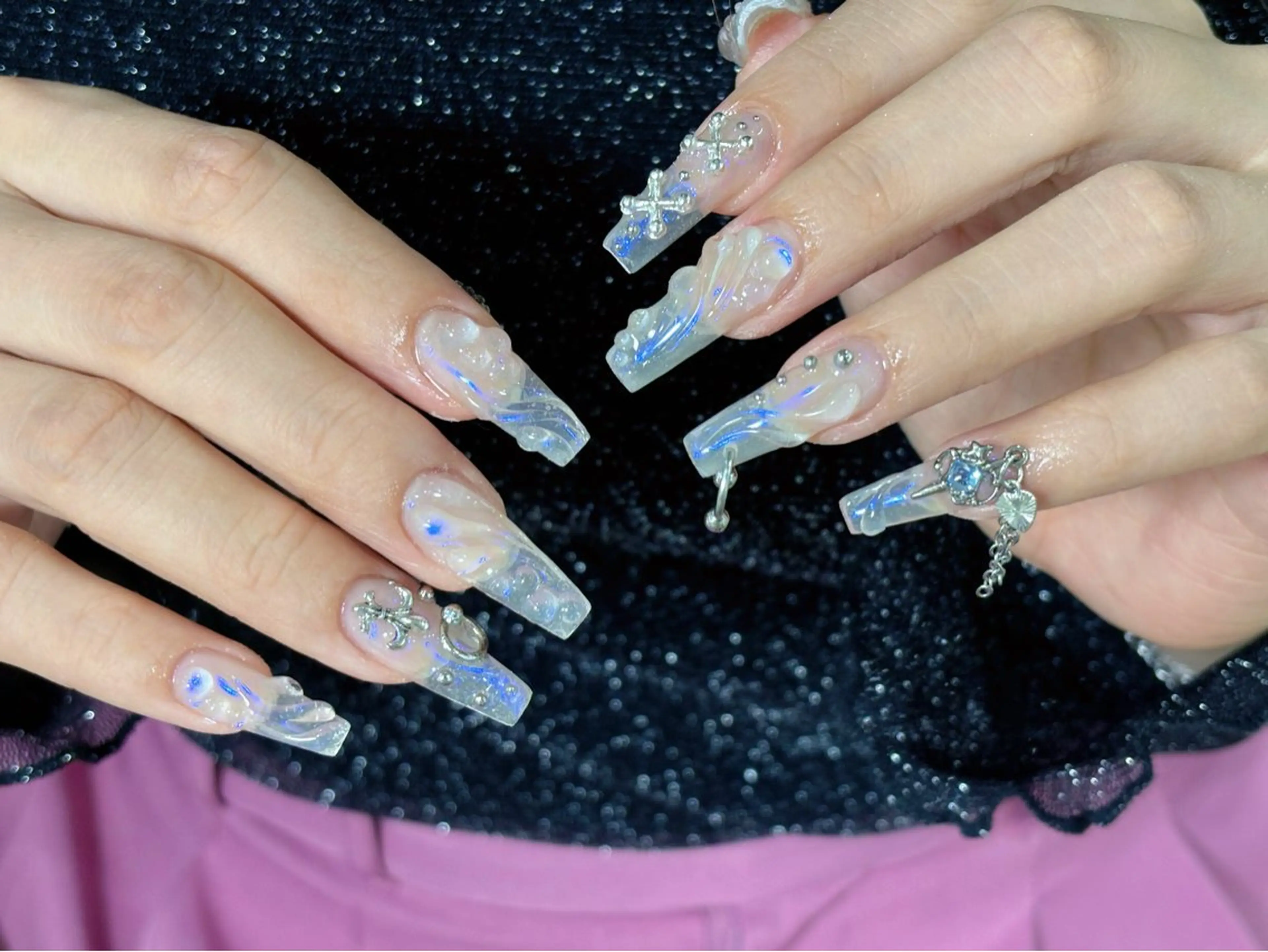 ロング ハンドネイル Echo Nail Salonのネイルデザイン