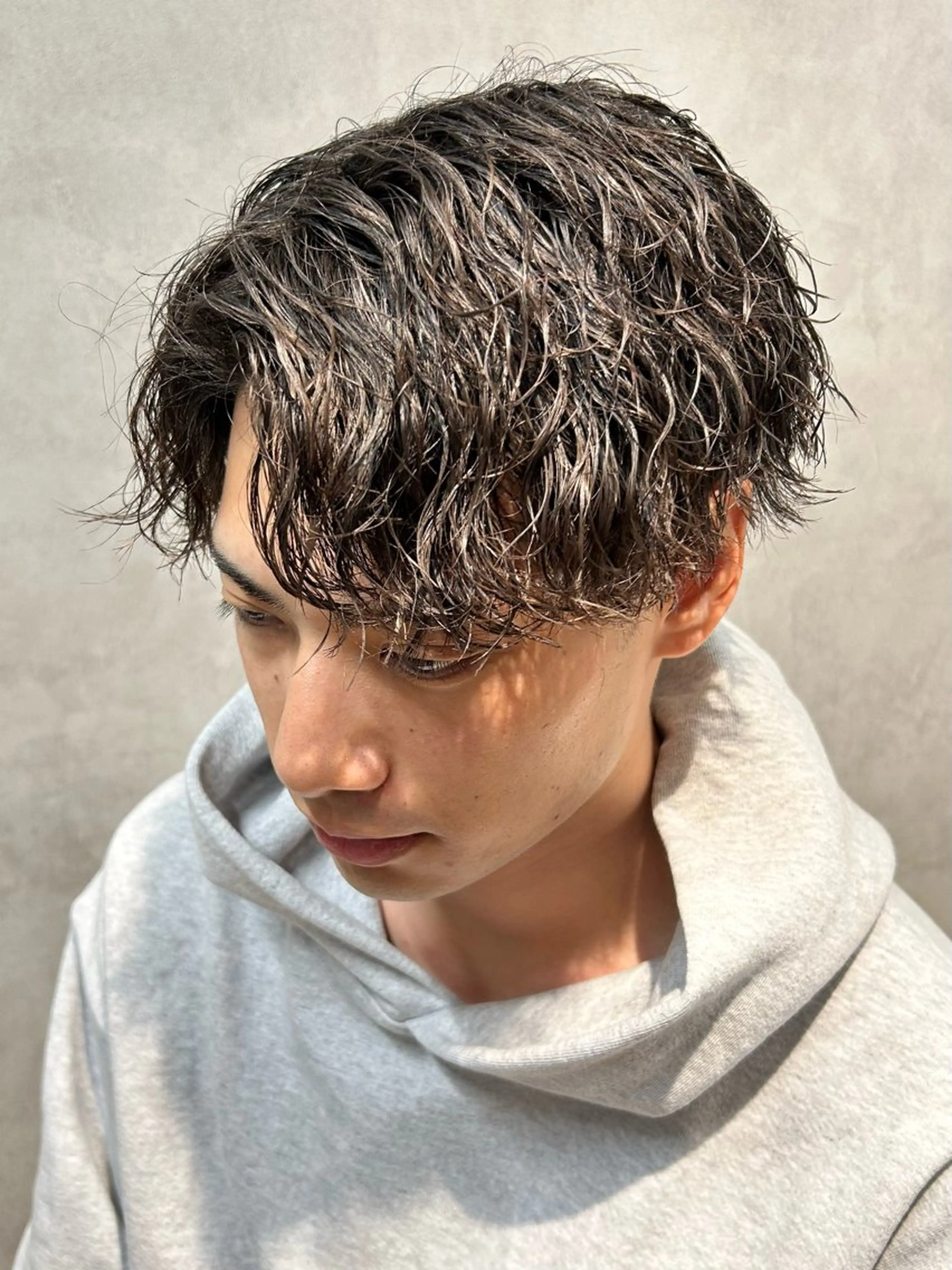 ミディアム パーマ メンズ 🔥メンズ特化🔥 塩拓巳のヘアスタイル