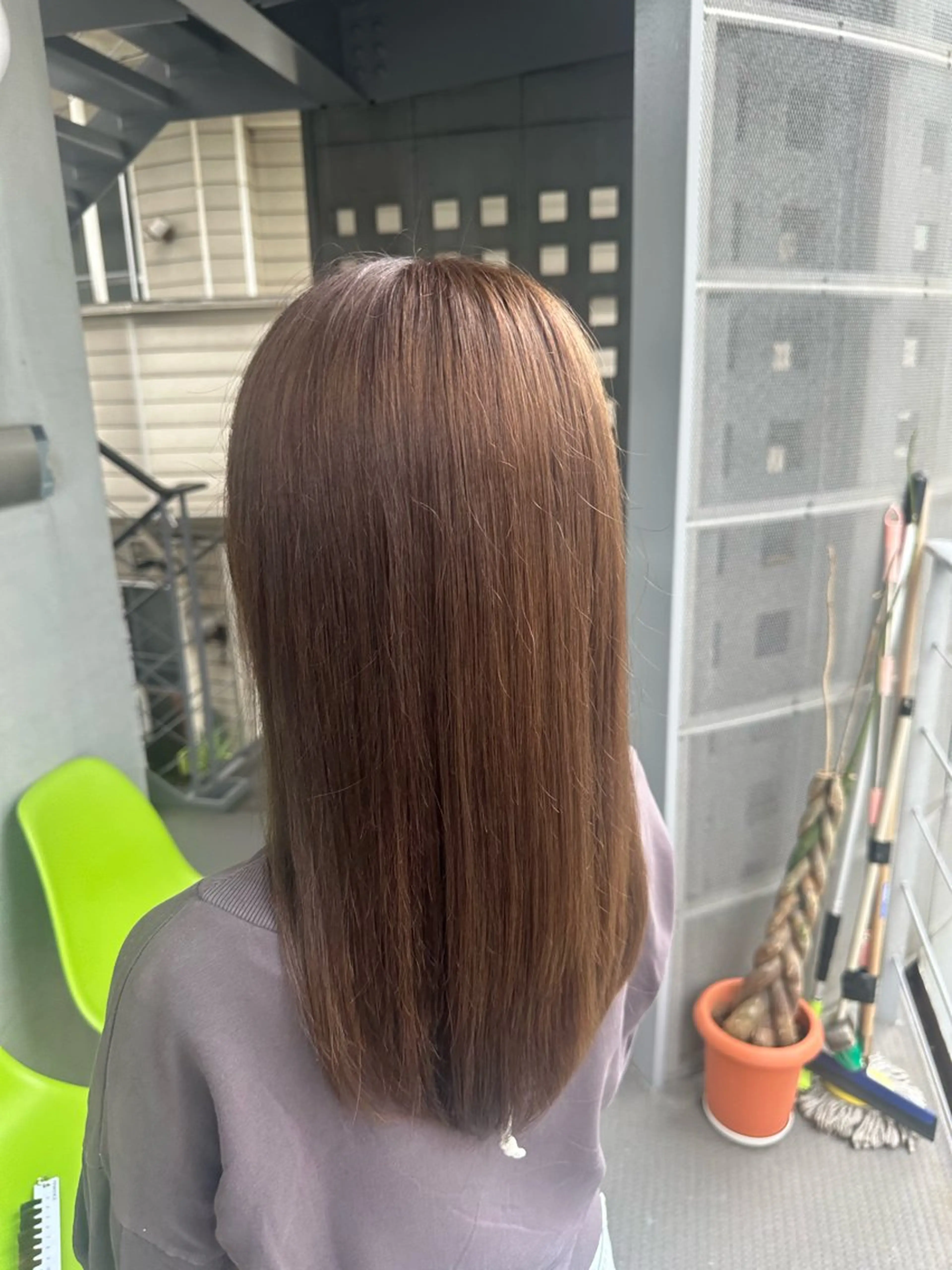 ロング 吉田 愛梨のヘアスタイル