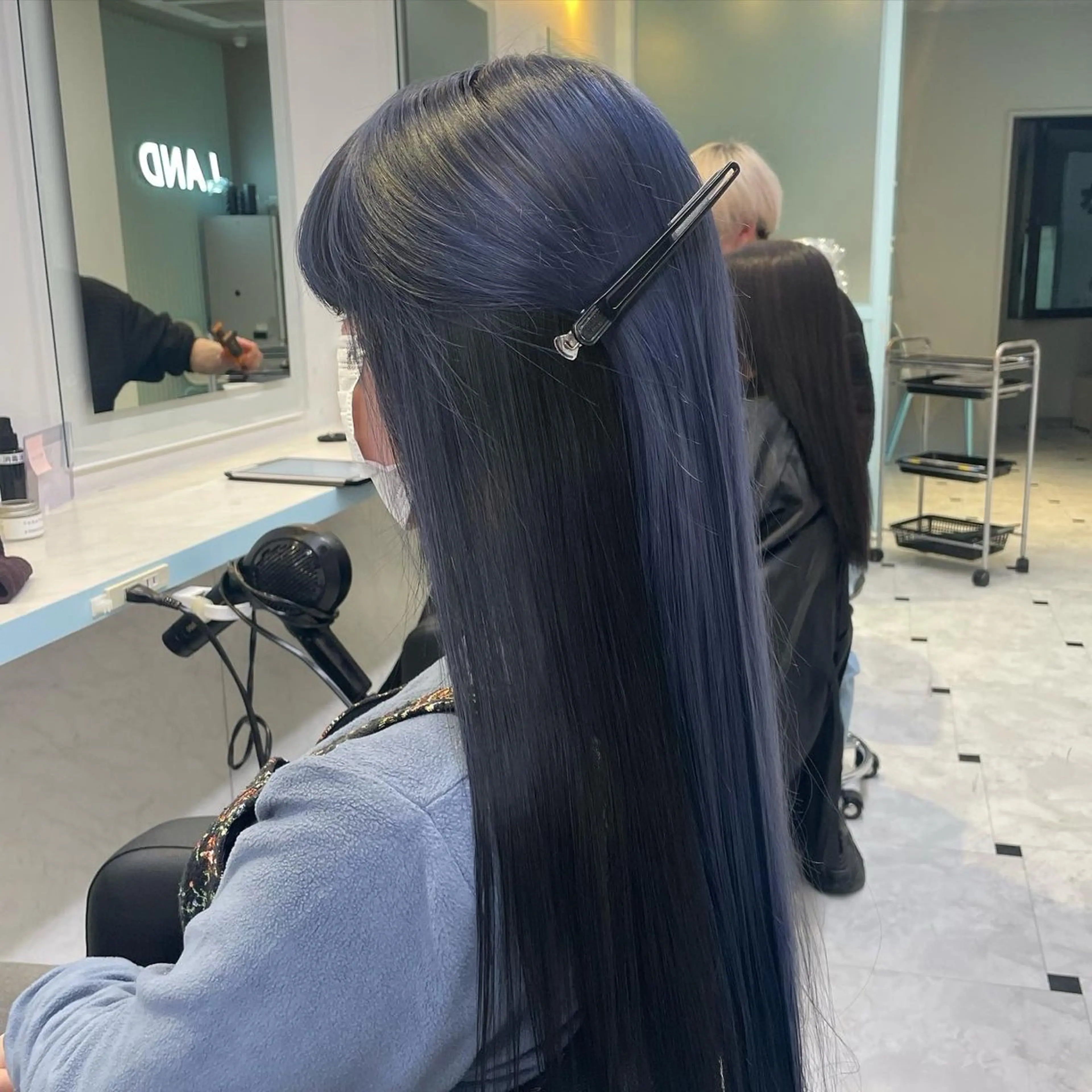 カラー ヘアカラー うる艶透明感🌼 まなかのヘアスタイル