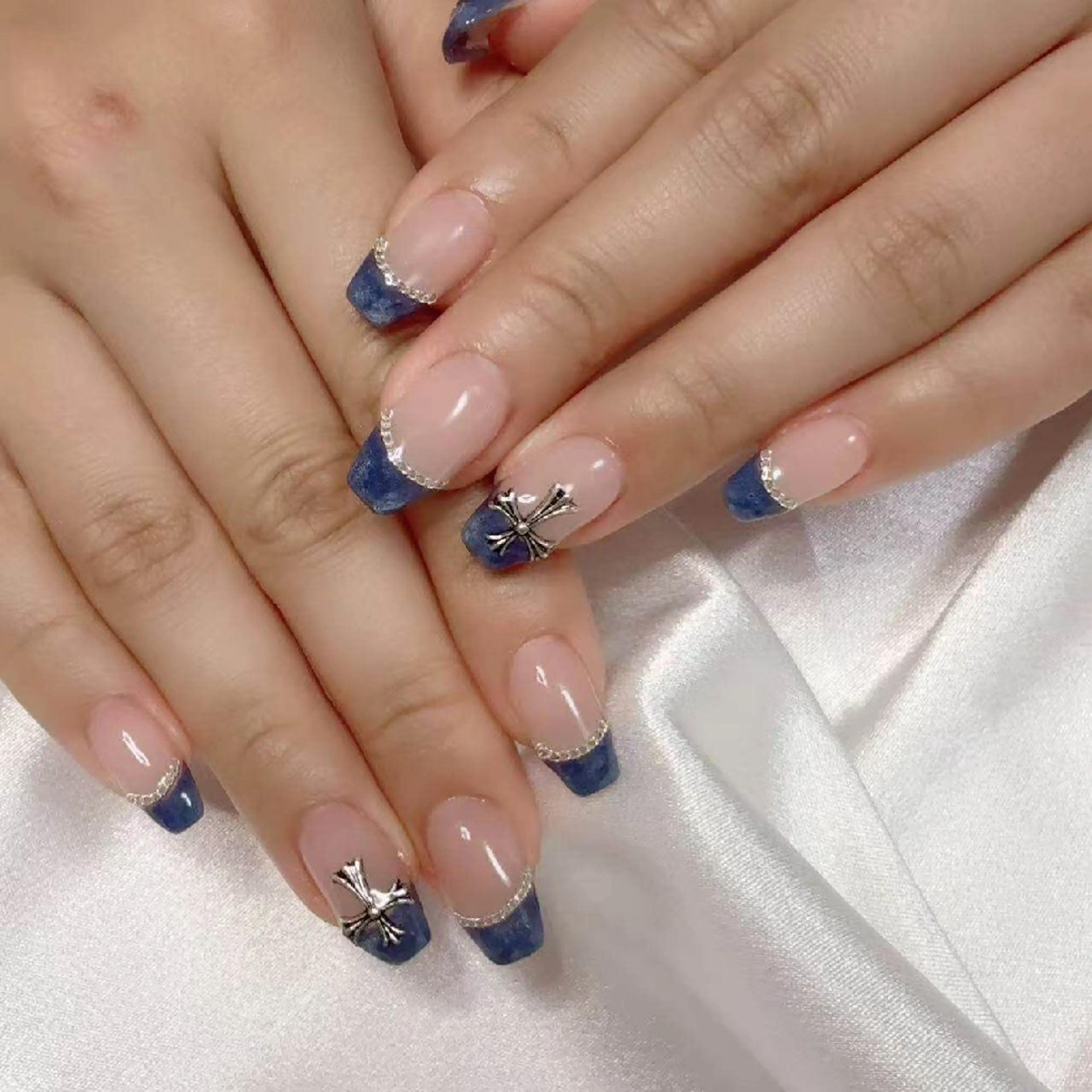 ネイル フットネイル フレンチネイル ジェルネイル ガラスフレンチ 韓国ネイル ハンドネイル ハンドケア The  Nail 新大久保店のその他イメージ