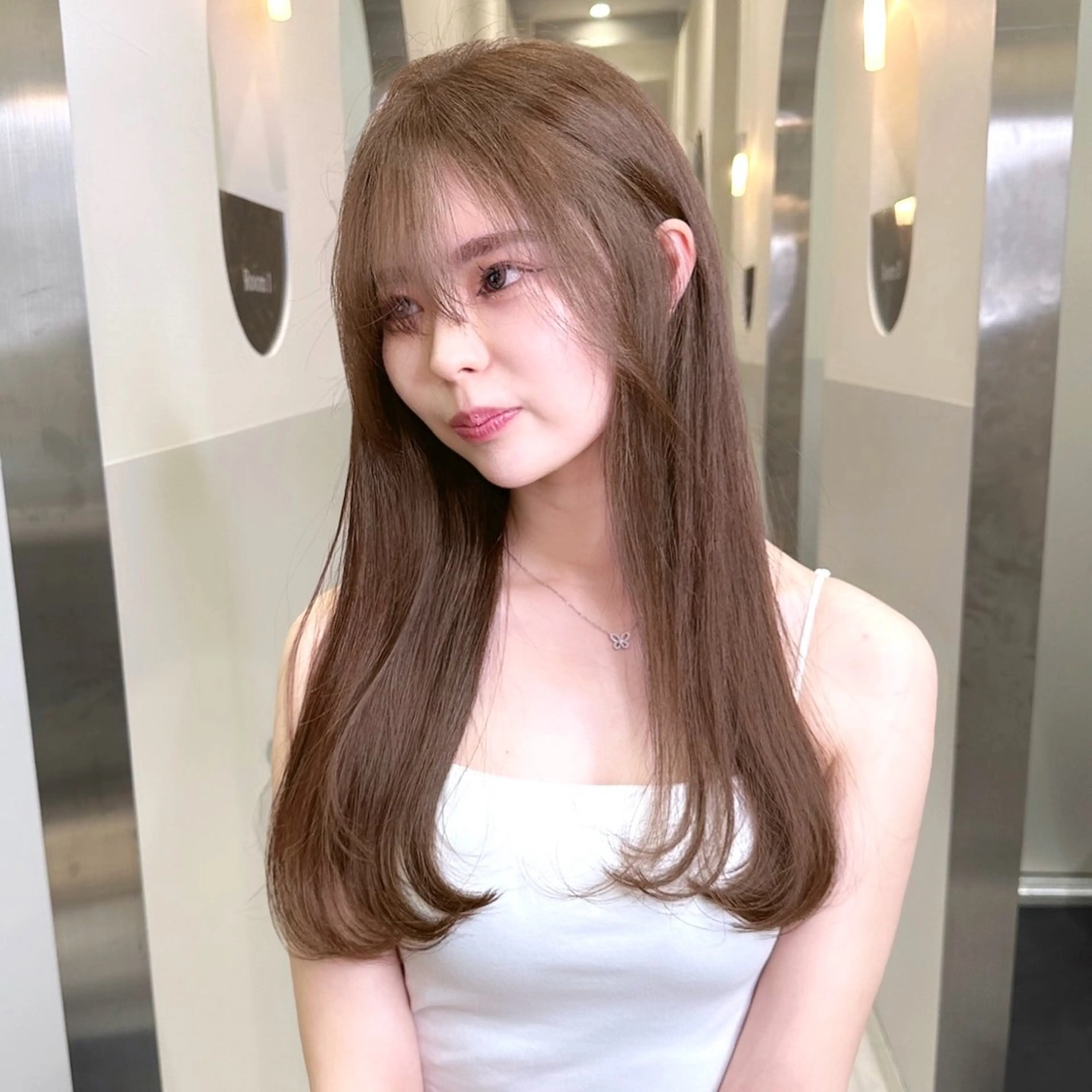 ロング カラー カット ヘアカラー トリートメント ヘアセット IVE所属・ブリーチなし🤍 渋谷／原島杏奈のヘアスタイル