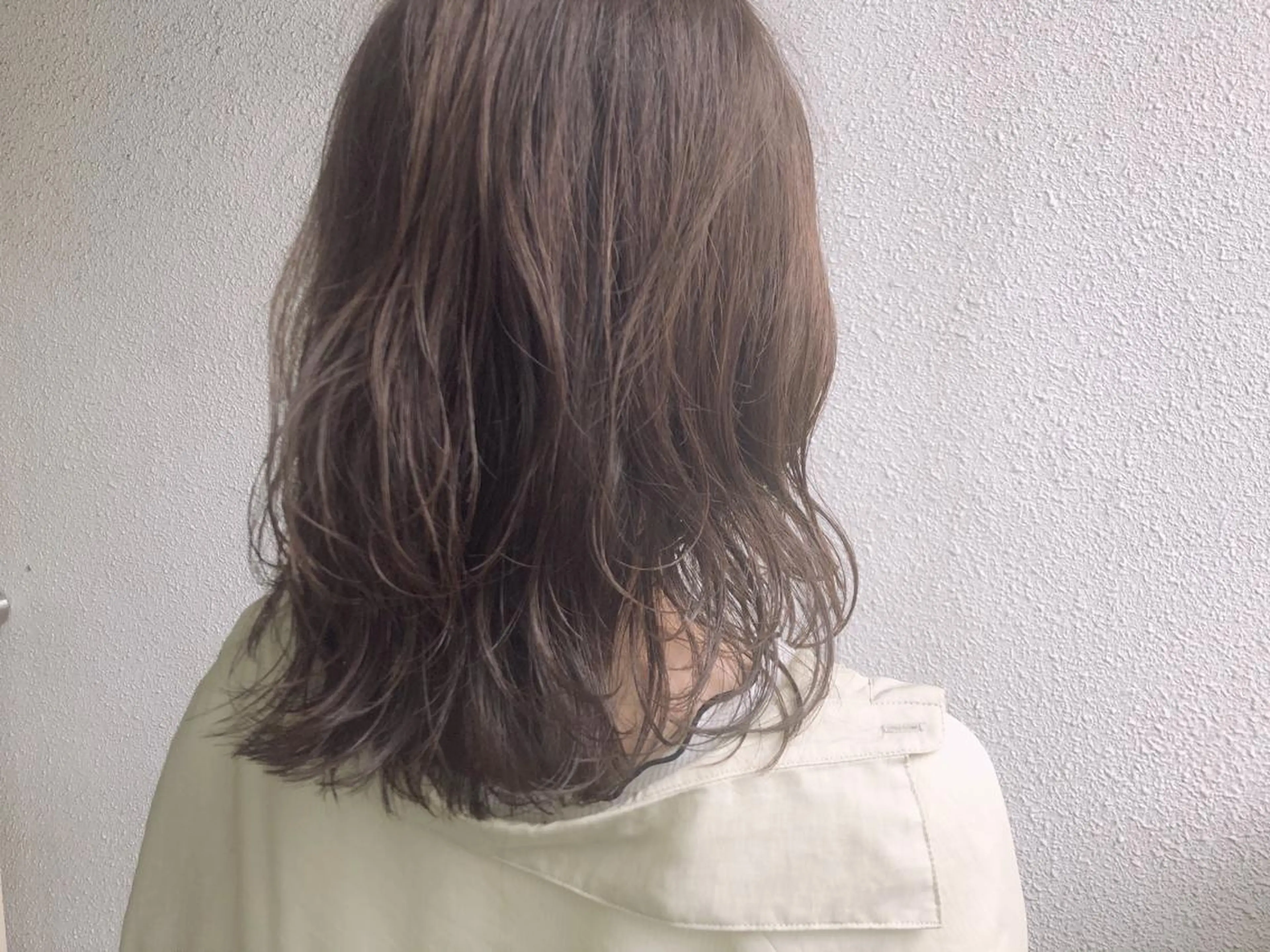 ミディアム カラー ヘアカラー トリートメント 356所属・木山 ゆかりのヘアスタイル