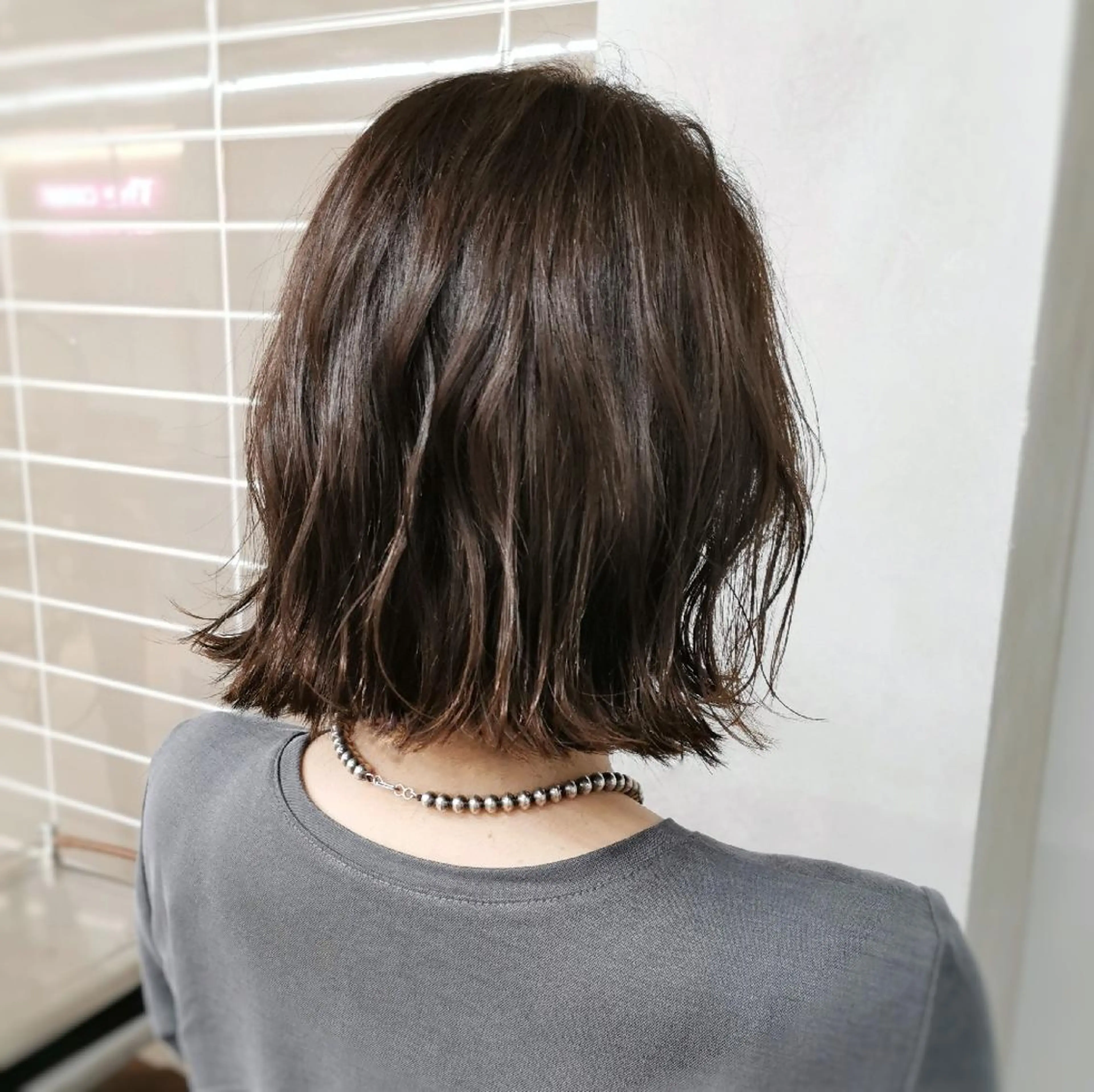 ショート カラー レイヤー/髪質改善カ ラ-🤍津田奈々美‎のヘアスタイル