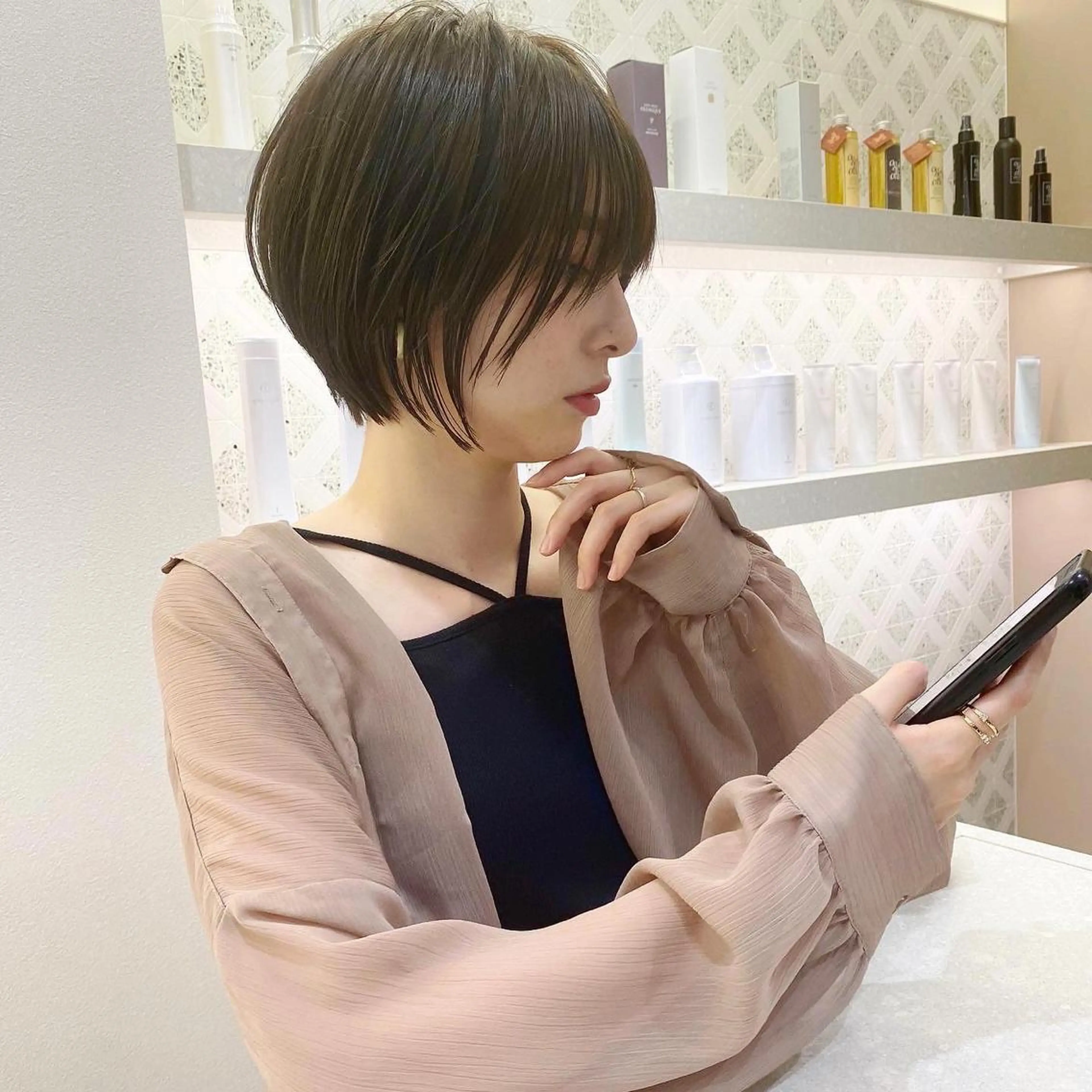 ショート カラー ショートボブ ショートレイヤー ハンサムショート ボブ 髪質改善 カット ヘアカラー トリートメント ヘッドスパ 木原良 (キハラ リョウ)のヘアスタイル