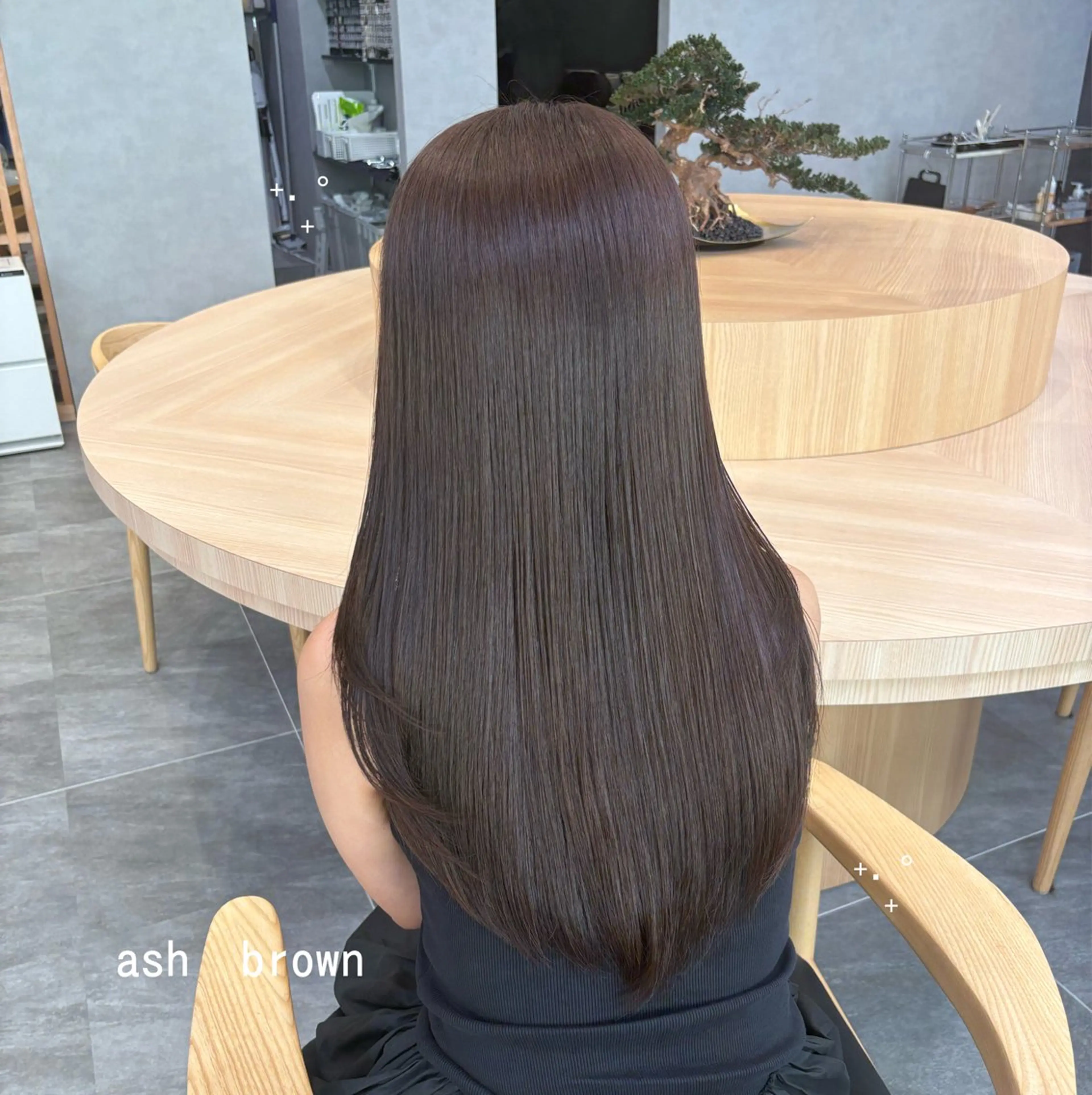 セミロング カラー カット ヘアカラー トリートメント ヘッドスパ nana【艶髪】/ 顔まわり/縮毛矯正のヘアスタイル