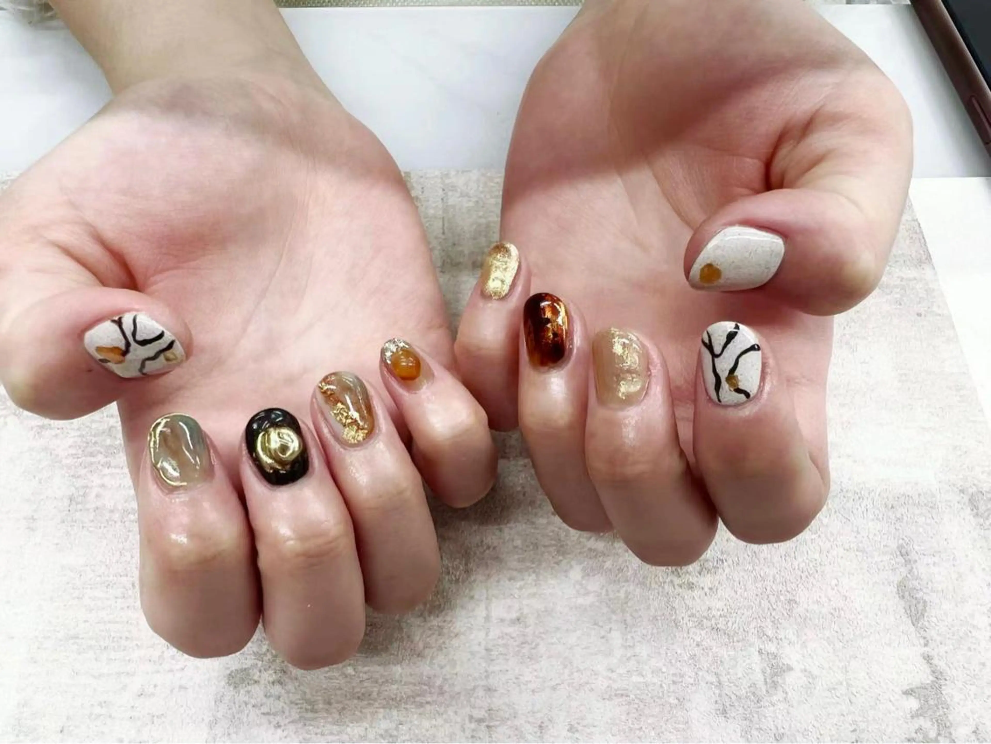 ネイル 持ち込み Romine アイラッシュ&ネイルのマツエク・マツパデザイン