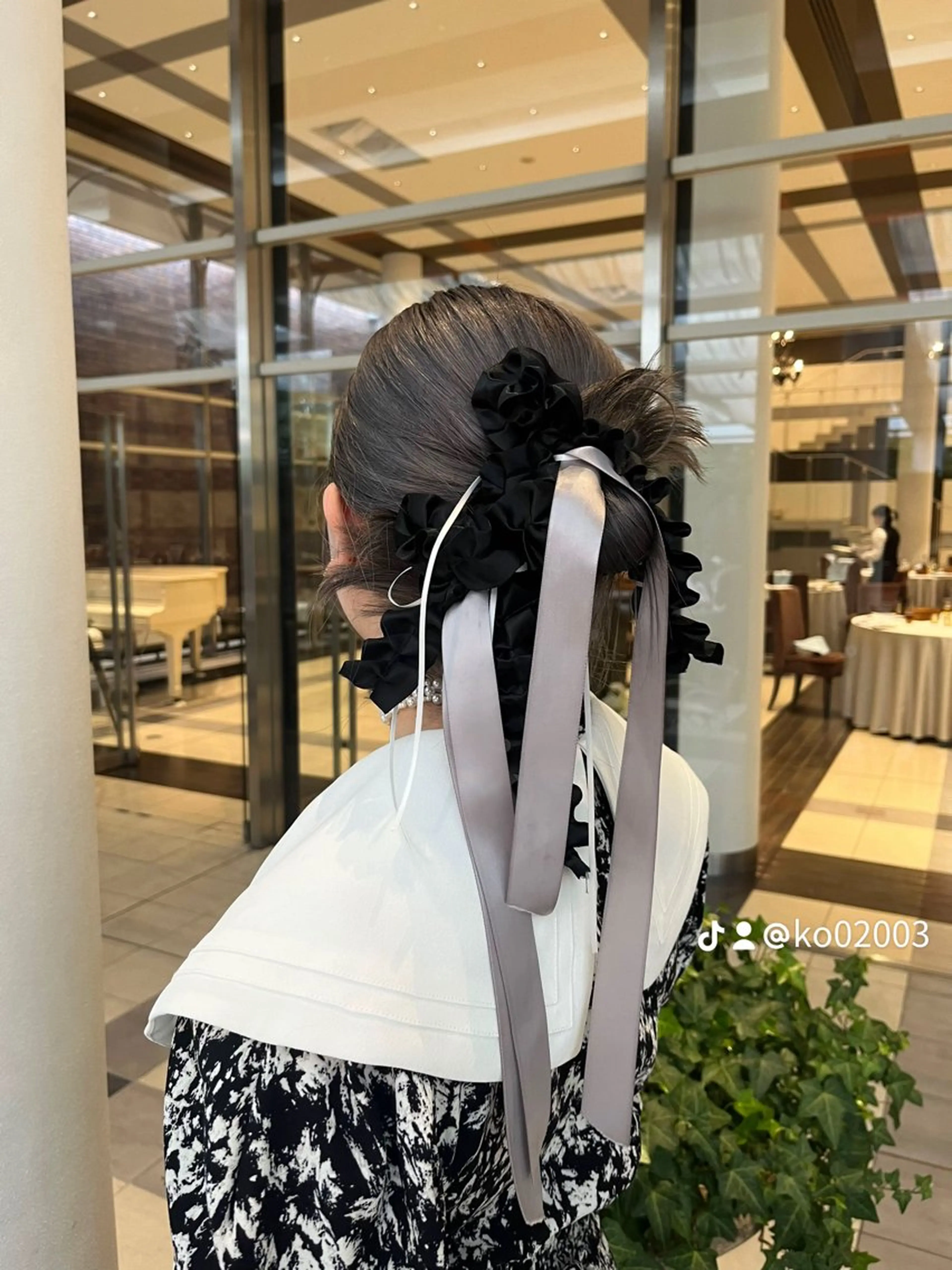 ミディアム ヘアセット LINDO TOKYO 梅田店所属・梅田美容師 nao🐈‍⬛のヘアスタイル