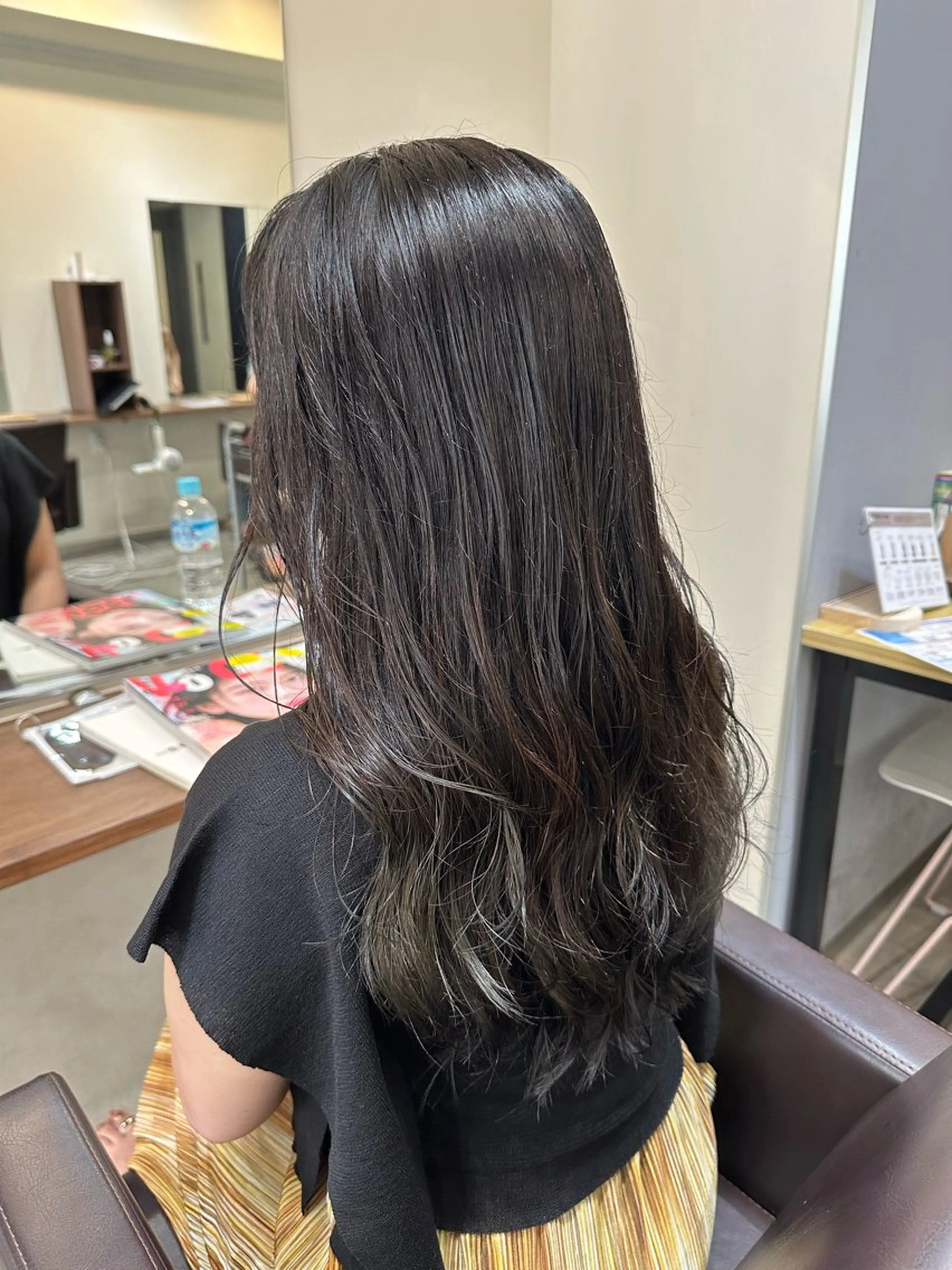 ロング カラー パーマ カット パーマ トリートメント ヘッドスパ 縮毛矯正✨ 透明感カラー✨山下のヘアスタイル