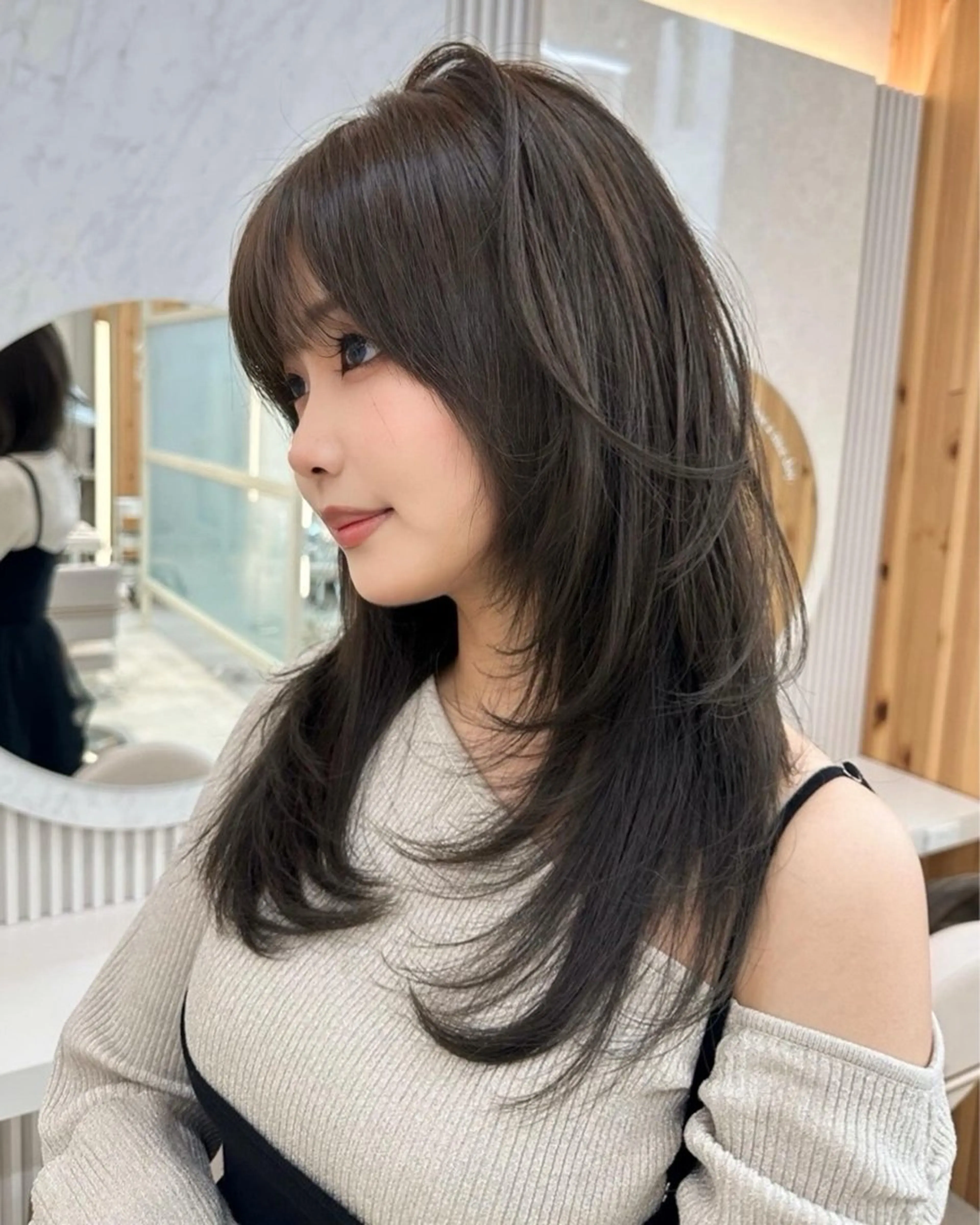 ミディアム カラー カット ヘアカラー トリートメント 顔周り特化/韓国ヘア /レイヤー/吉野幸大のヘアスタイル