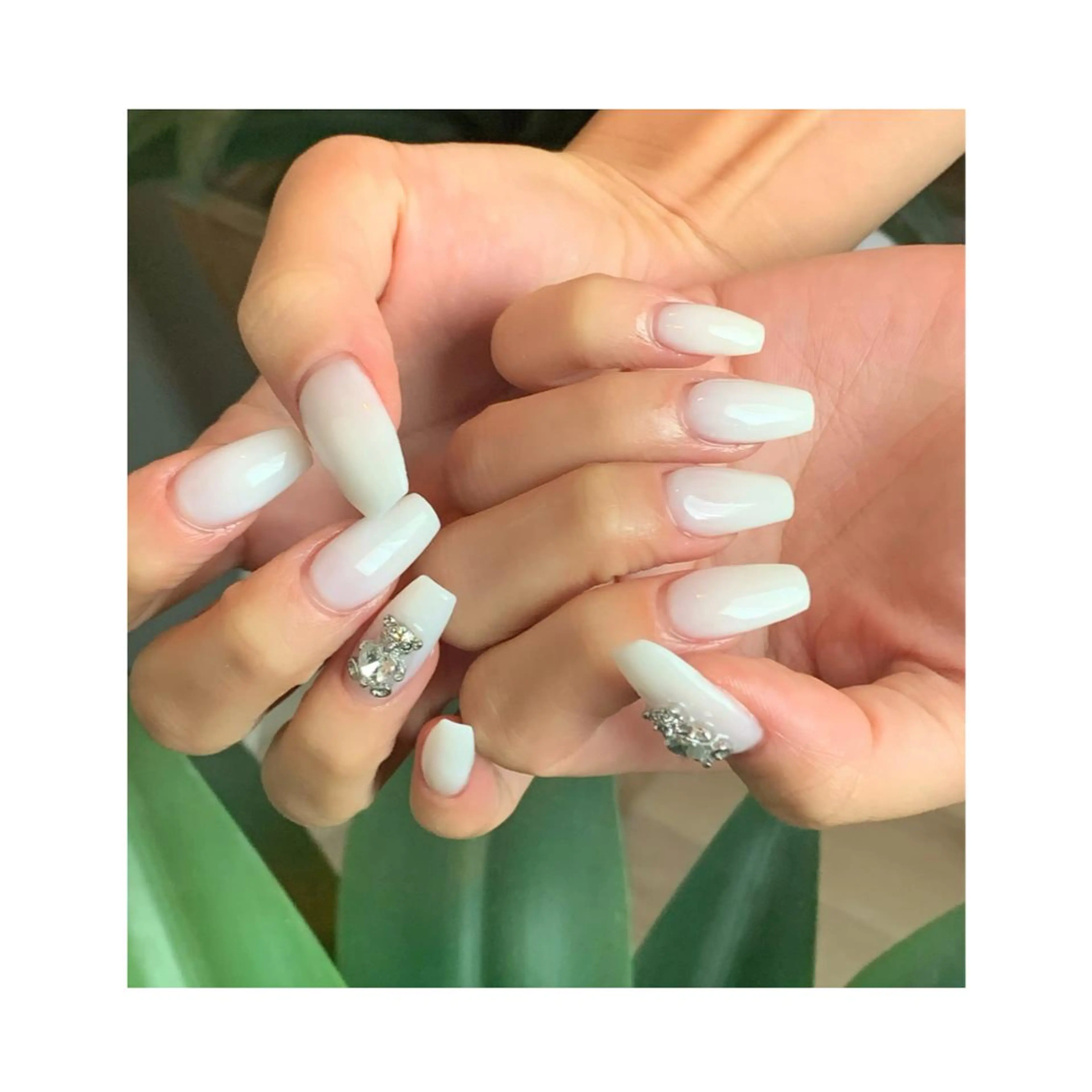 ロング ネイル ハンドネイル KARMA salonのネイルデザイン