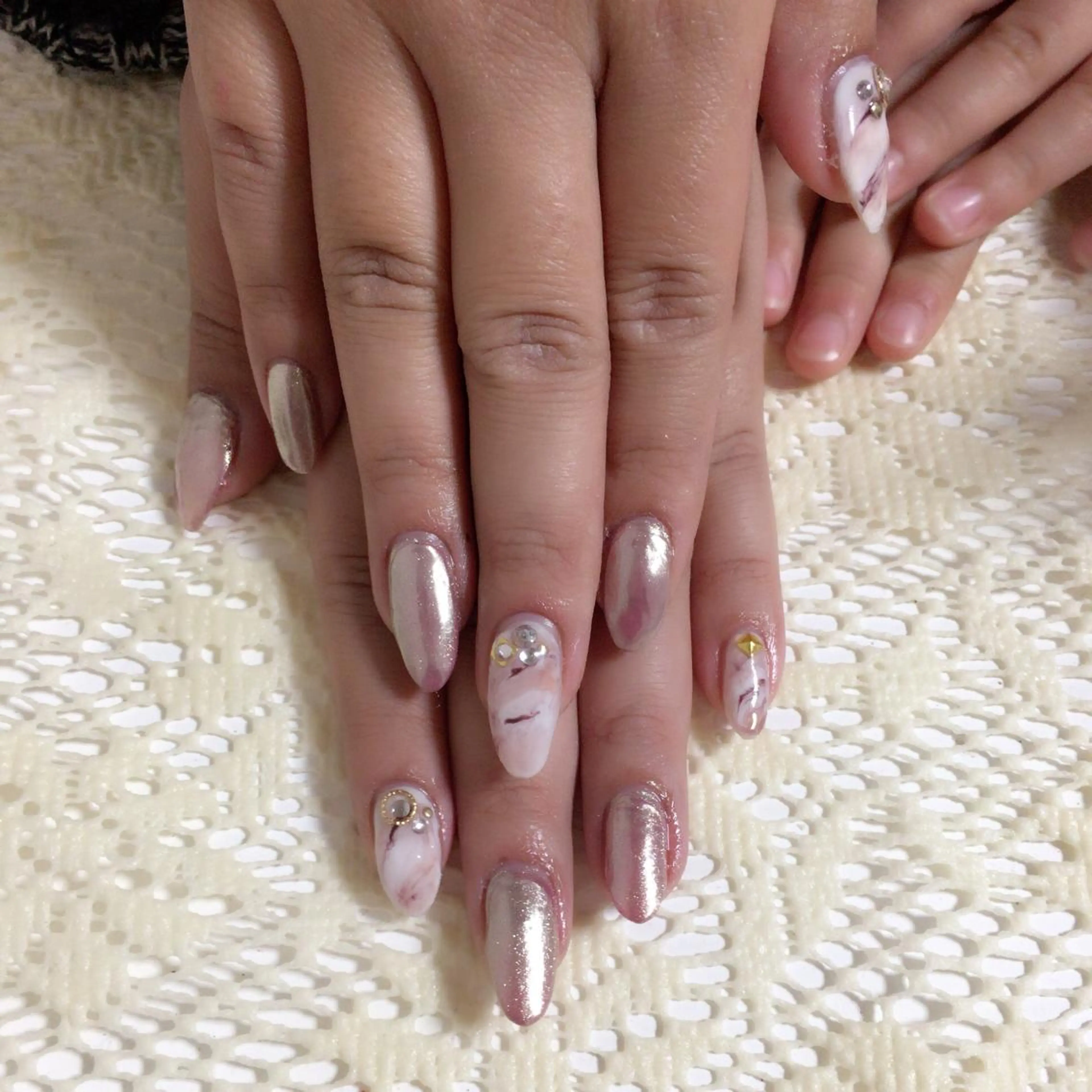 ネイル ジェルネイル 藤 あやのネイルデザイン