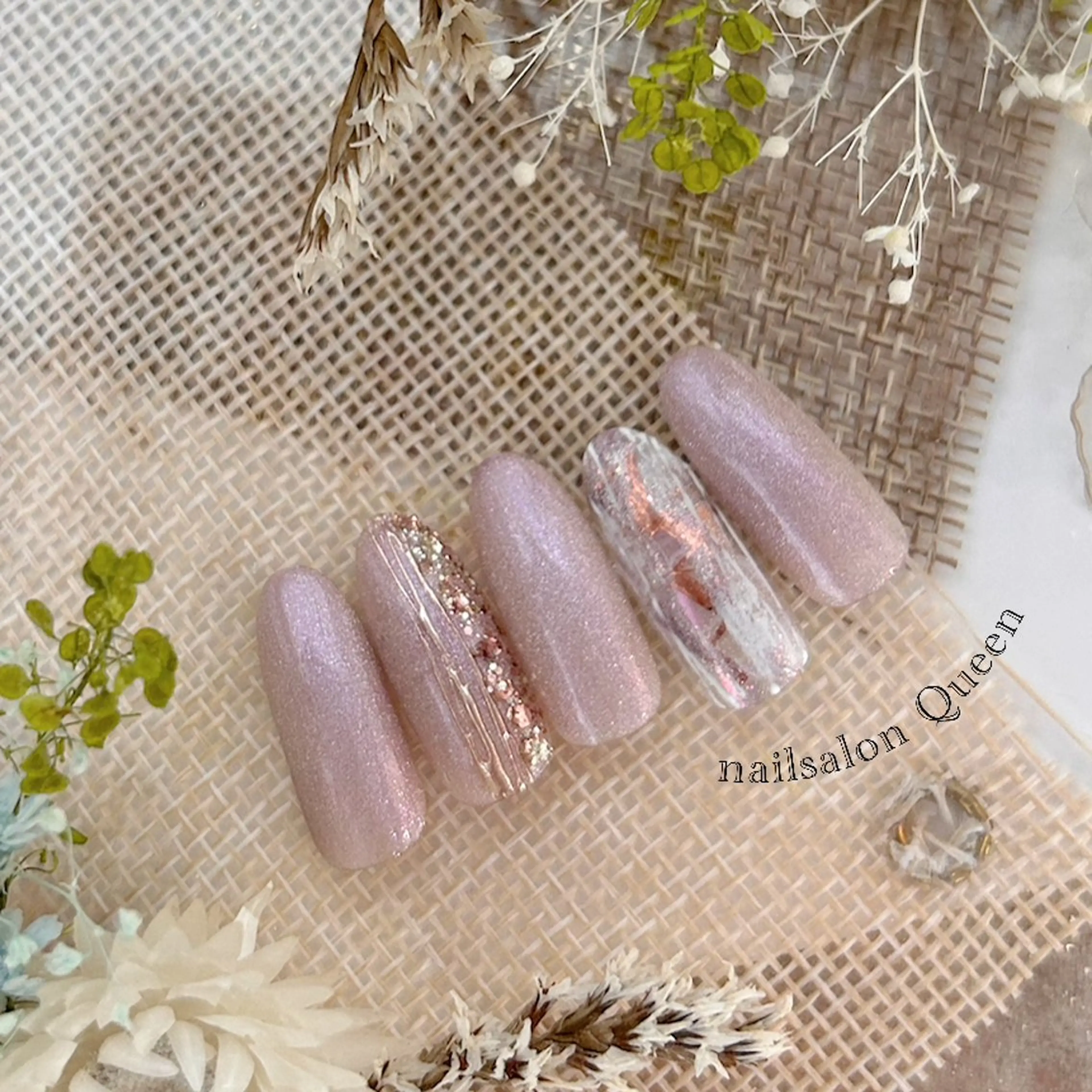 ネイル ネイルサロンクイーン 東京/新宿/大久保のネイルデザイン