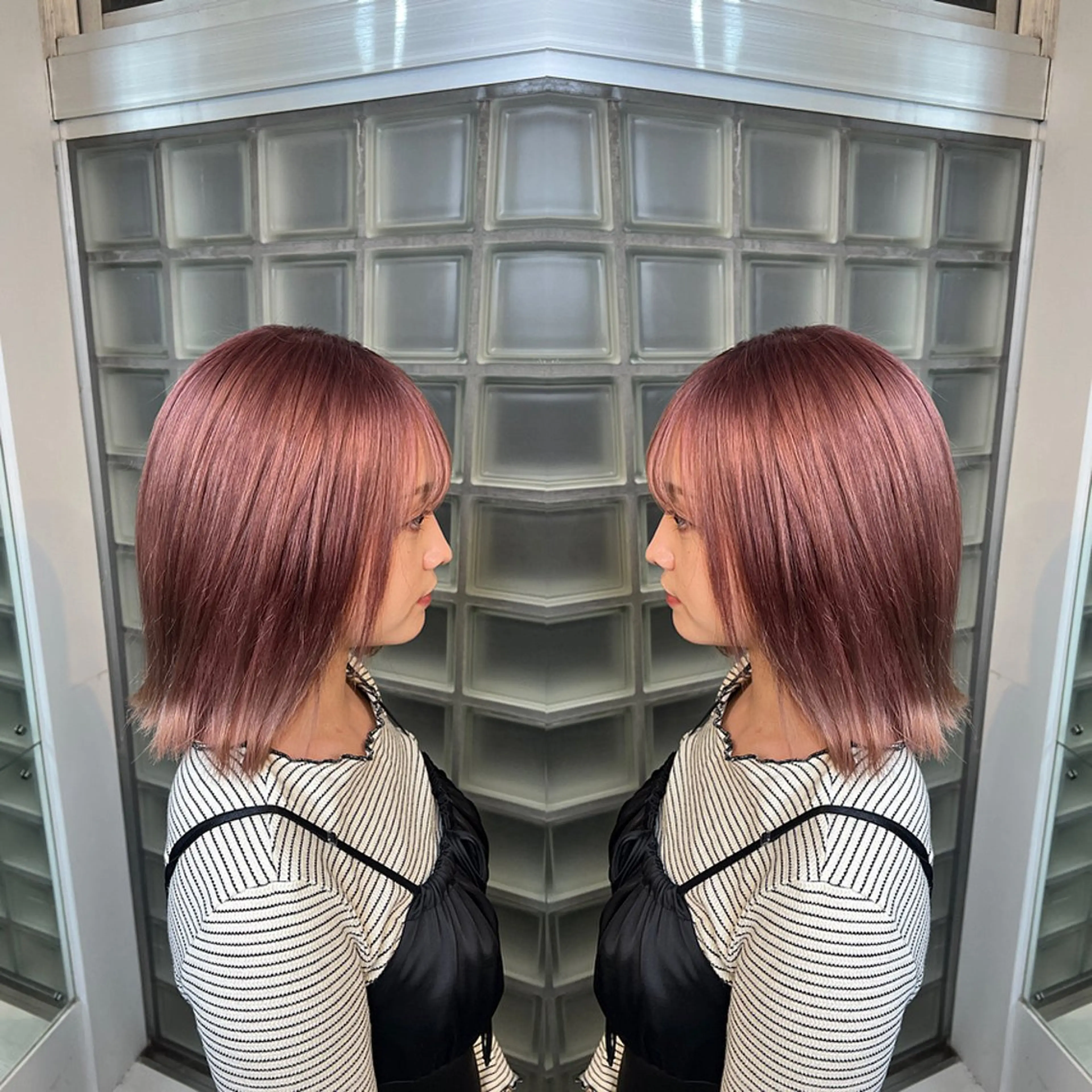 ショート カラー レイヤー/ボブ/ ミニボブ/AOIのヘアスタイル