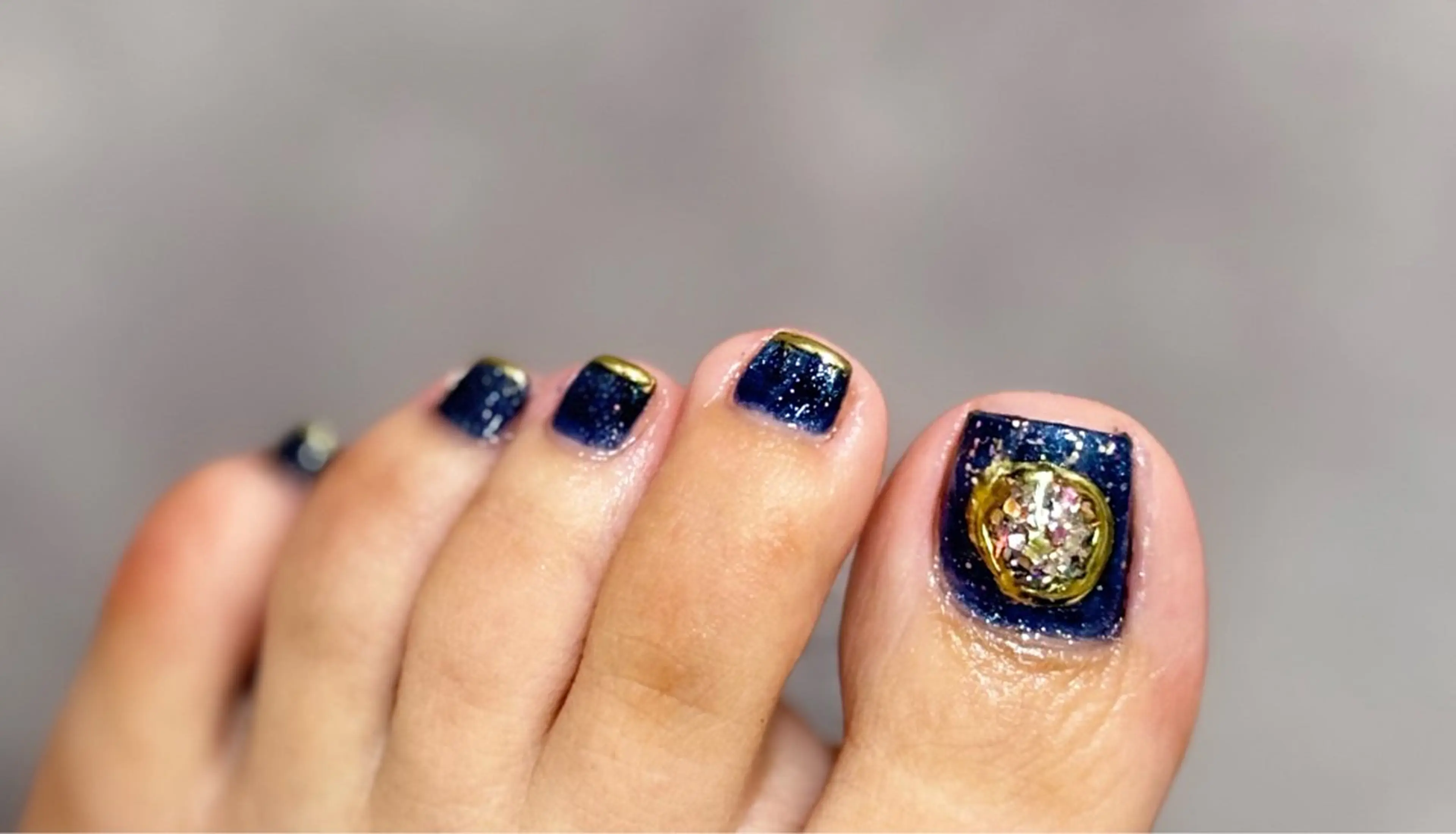 ネイル フットネイル Aylis_nail 最寄駅⇔サロン送迎可のネイルデザイン