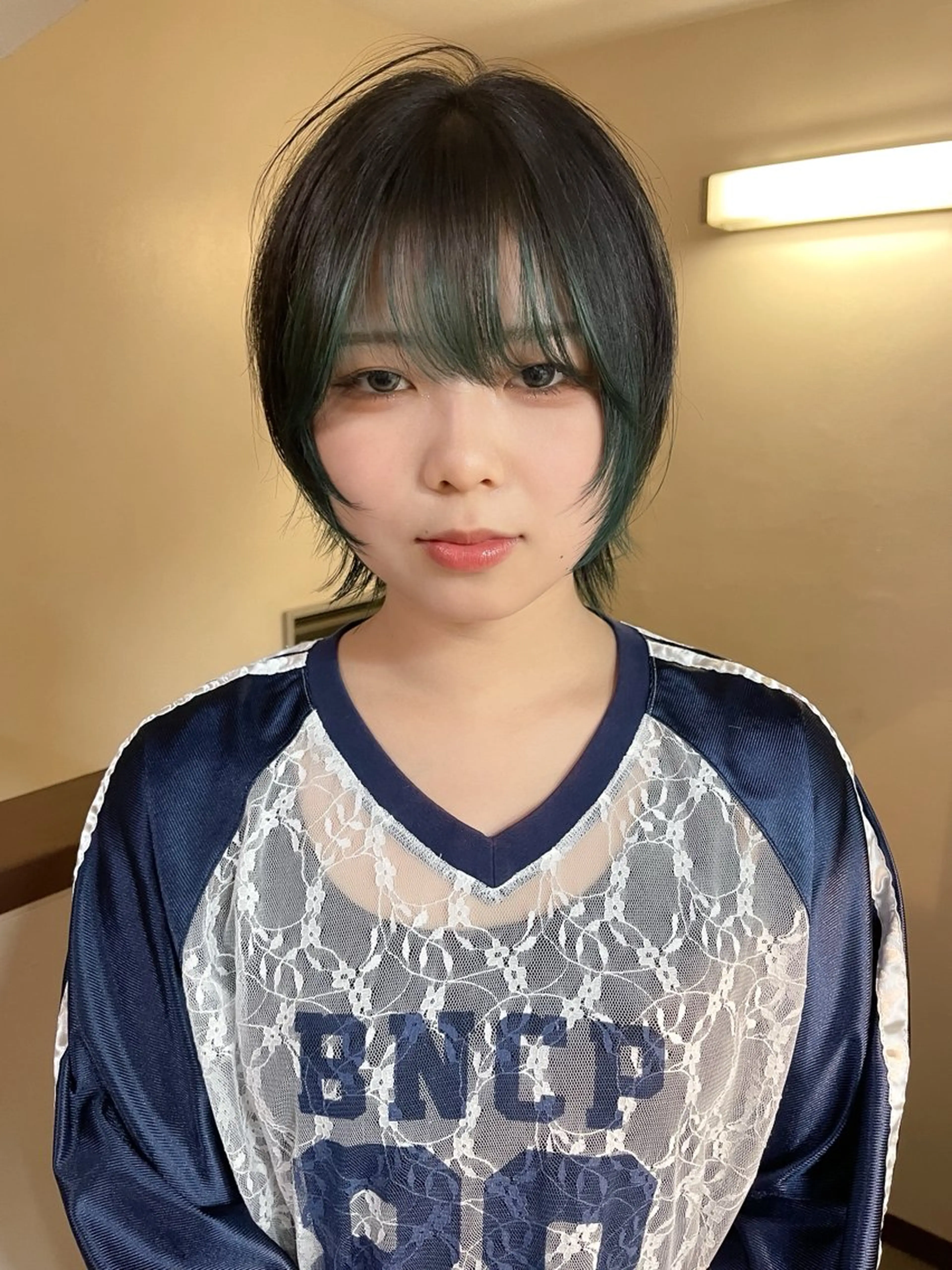 ショート カラー カット ヘアカラー トリートメント ヘアセット 安部佑哉/ハイトーン /レイヤーボブのヘアスタイル