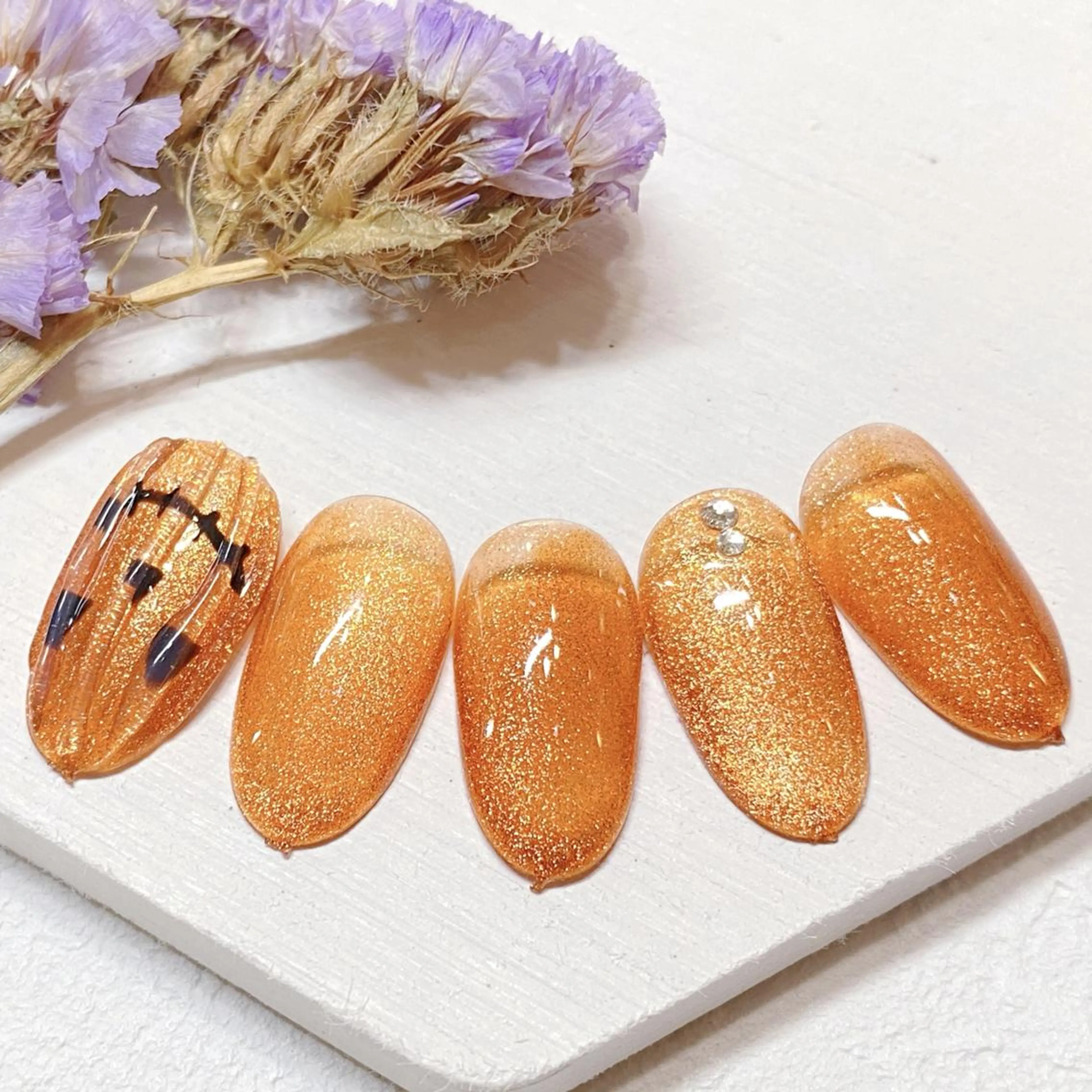 ネイル ハンドネイル ネイリストYuri シェルウェリナ船橋のネイルデザイン